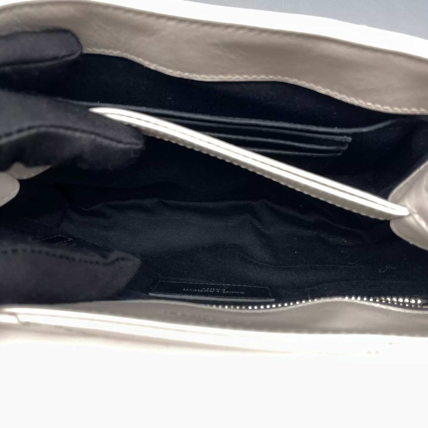 Saint Laurent - Loulou Mini - Lambskin leather - White - (mini)