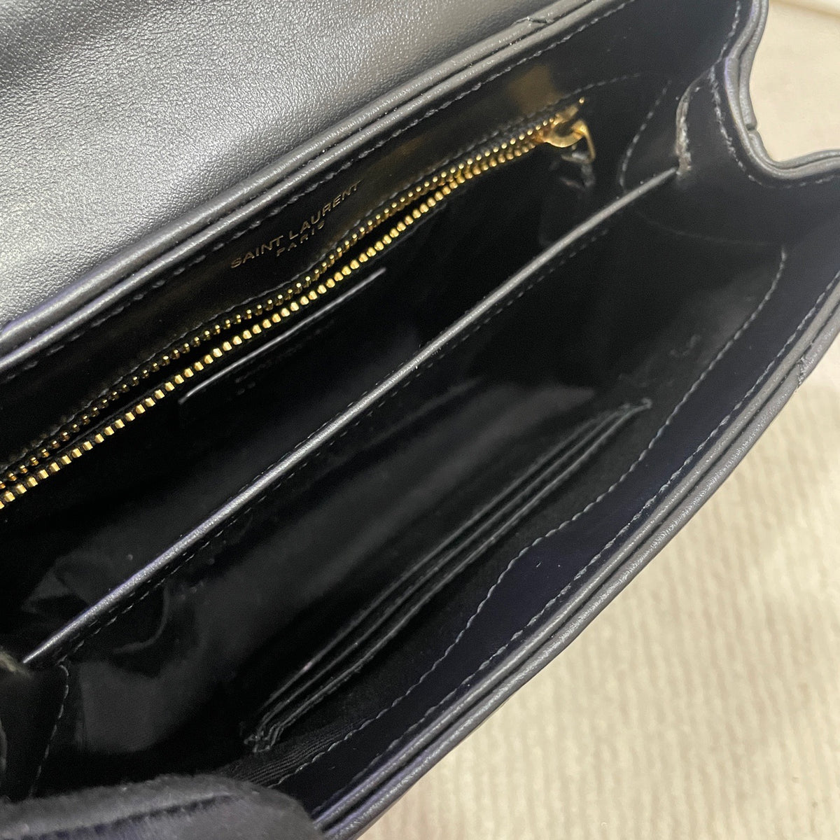 Saint Laurent - Loulou Mini - Leather - Black - (mini)