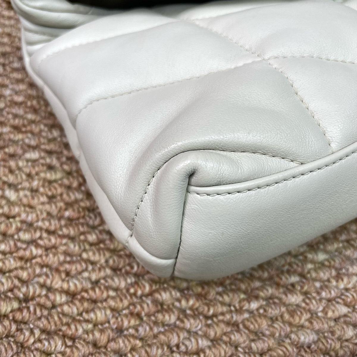 Saint Laurent - Loulou Mini - Leather - White - (mini)