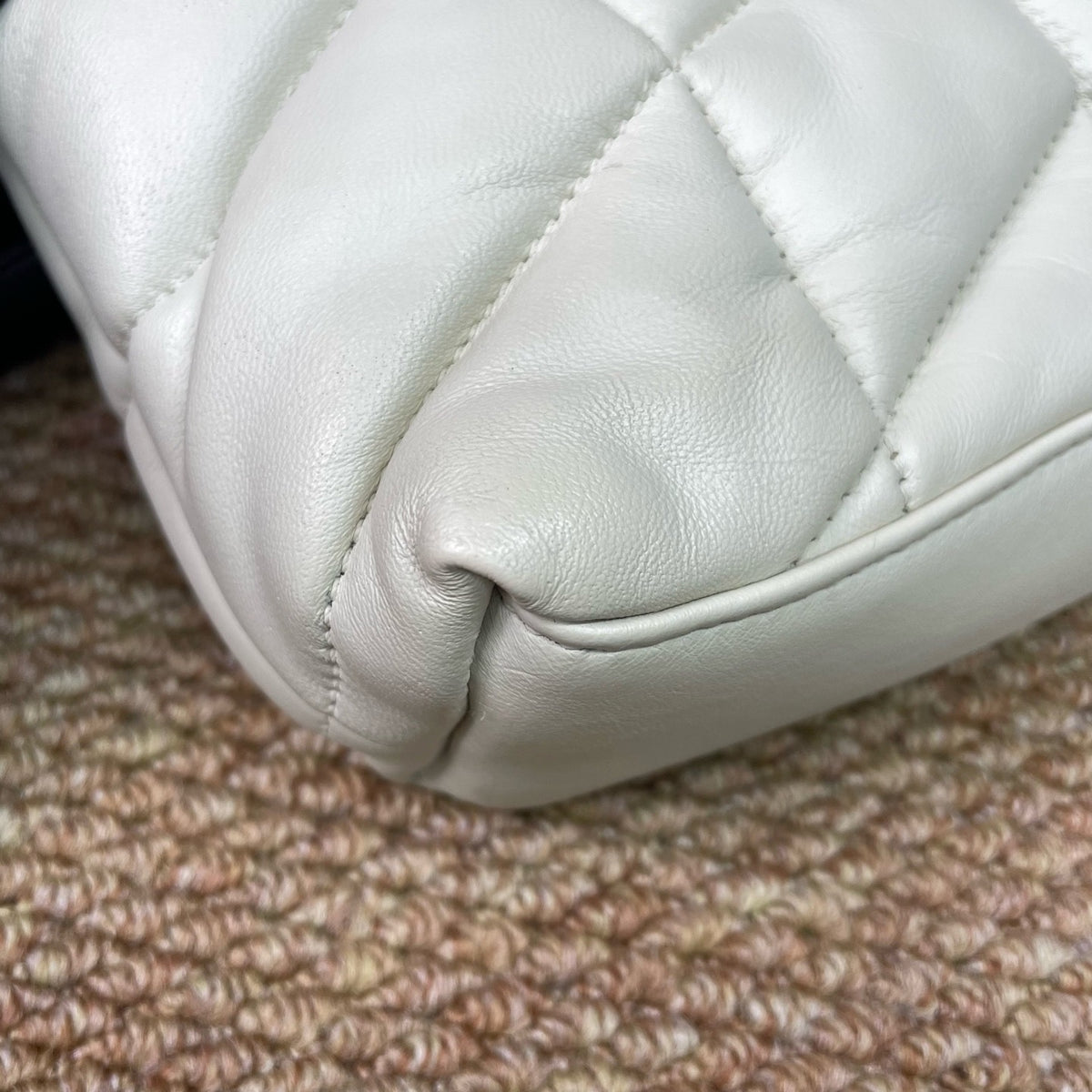 Saint Laurent - Loulou Mini - Leather - White - (mini)