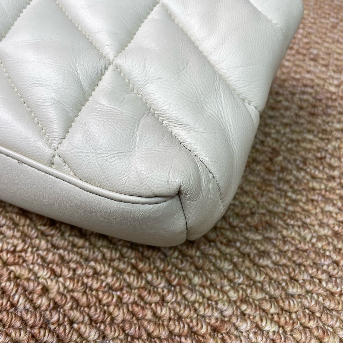 Saint Laurent - Loulou Mini - Leather - White - (mini)