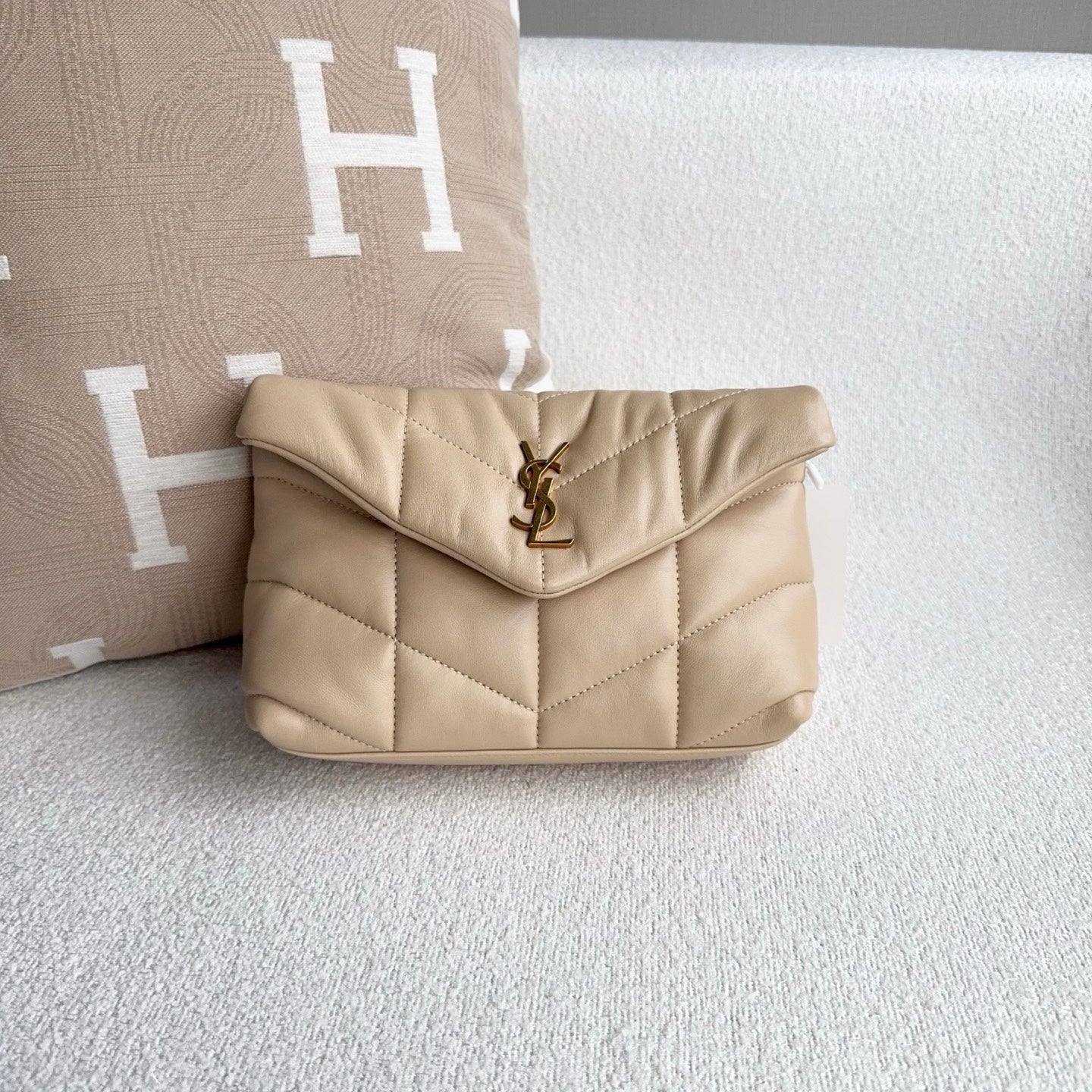 Saint Laurent - LouLou Puffer - Leather - Beige - (small)