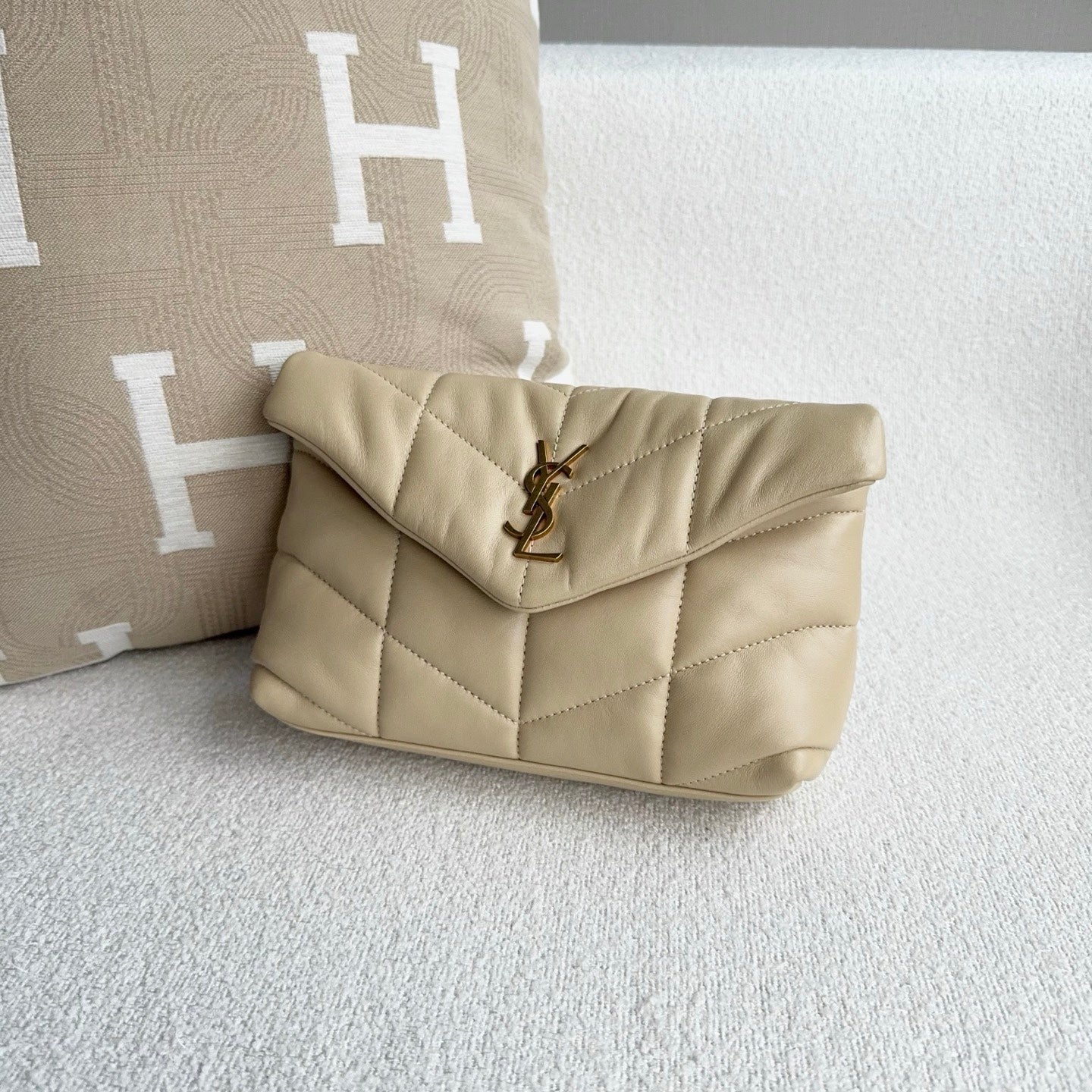 Saint Laurent - LouLou Puffer - Leather - Beige - (small)