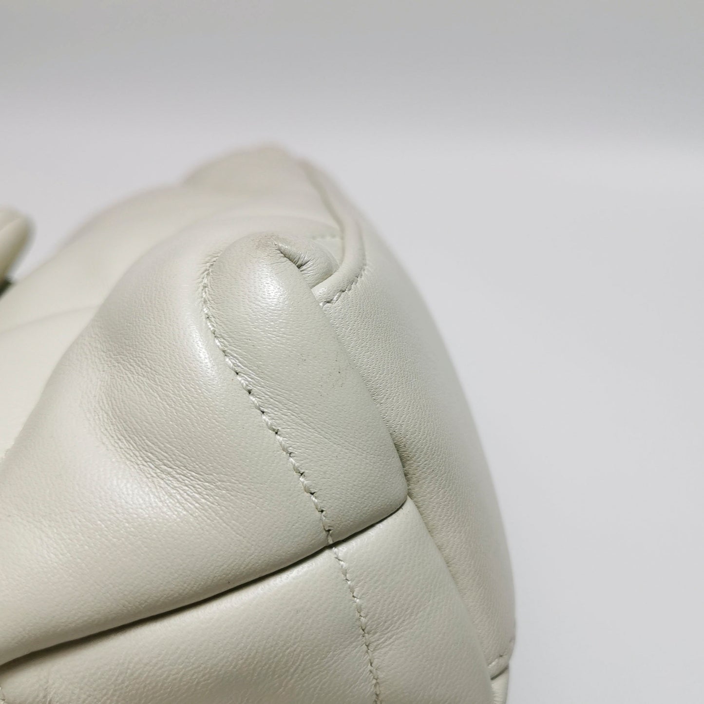 Saint Laurent - LouLou Puffer - Leather - Beige - (Small)