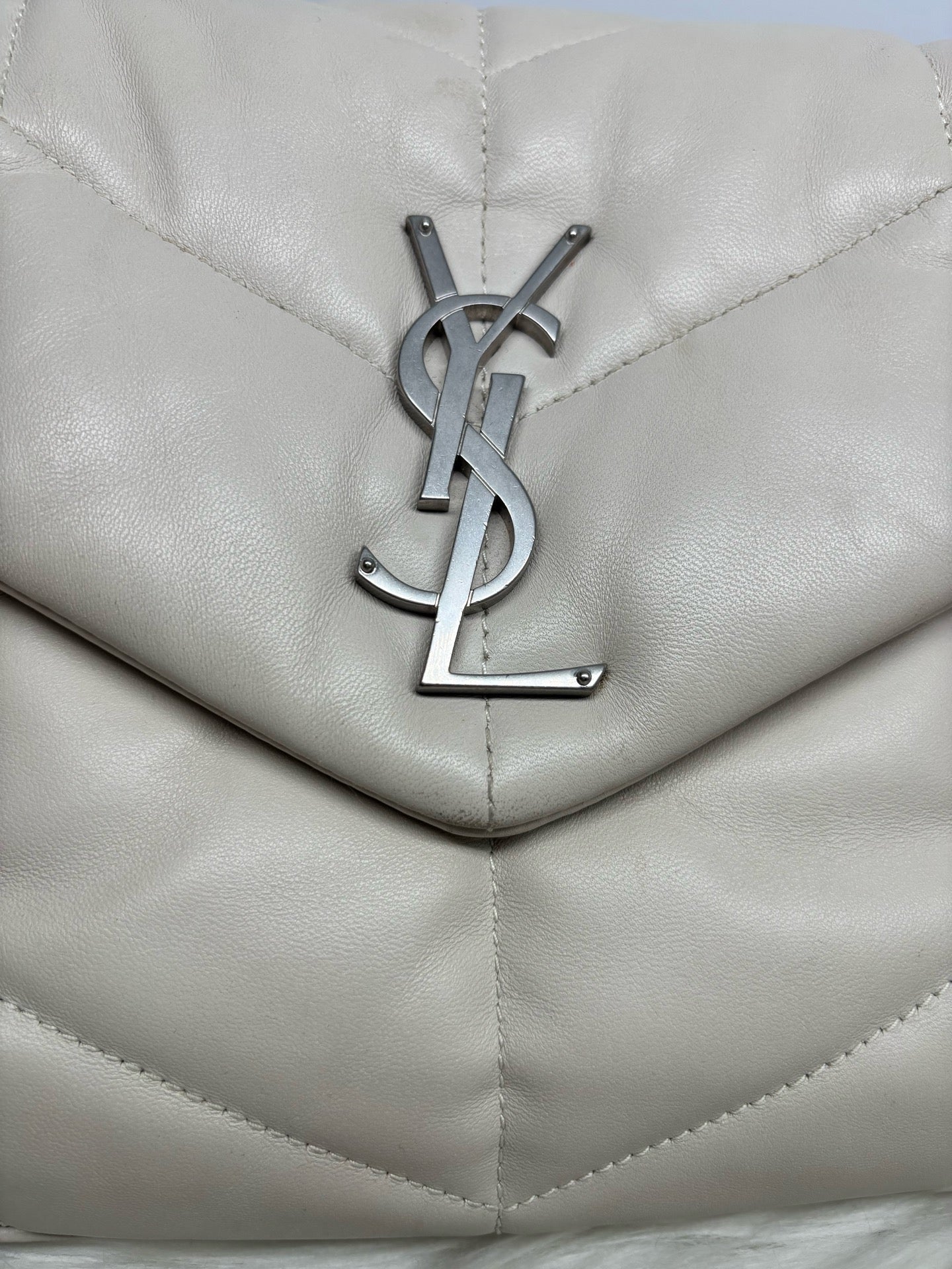 Saint Laurent - Loulou Puffer - Leather - Beige - (small)