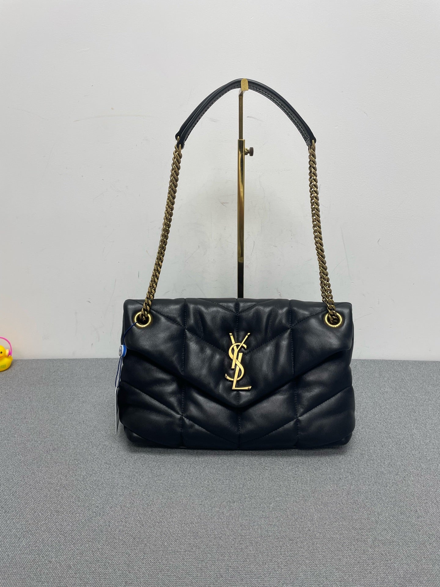 Saint Laurent - Loulou Puffer - Leather - Black - (medium)