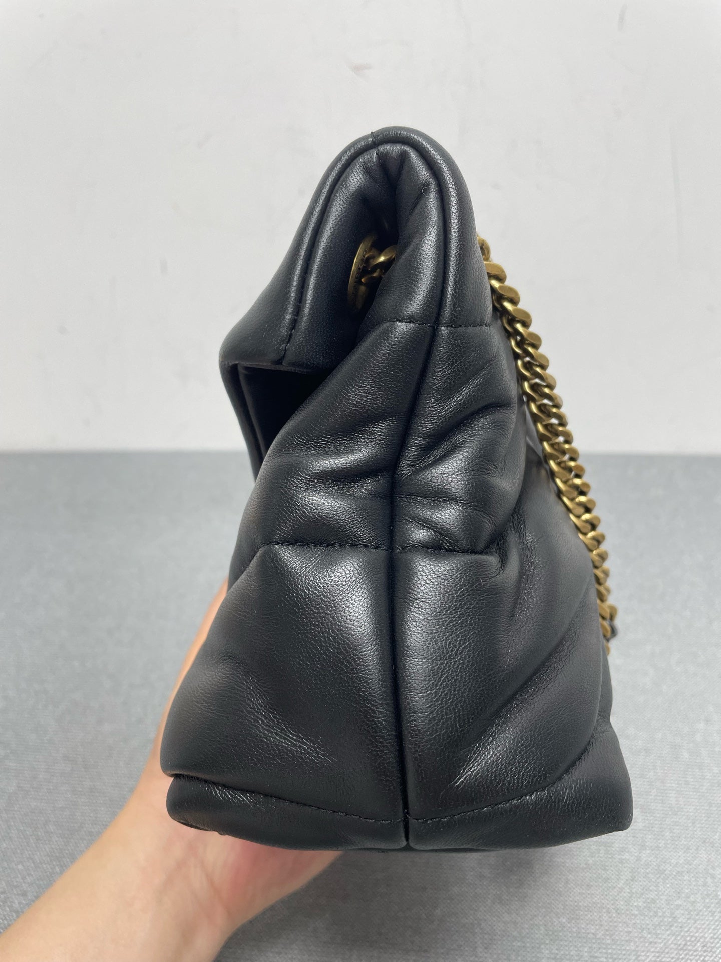 Saint Laurent - Loulou Puffer - Leather - Black - (medium)