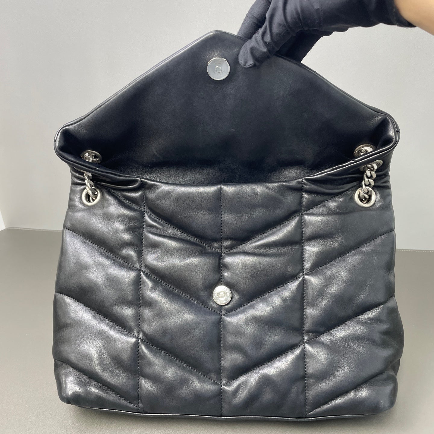 Saint Laurent - Loulou Puffer - Leather - Black - (medium)