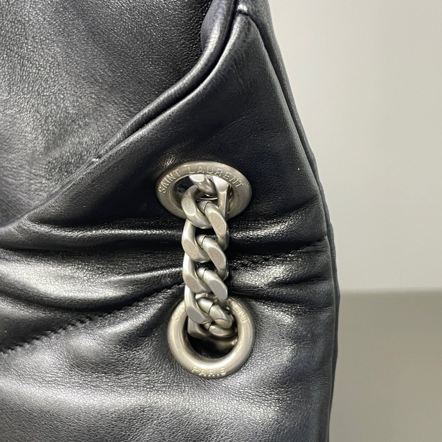 Saint Laurent - Loulou Puffer - Leather - Black - (medium)