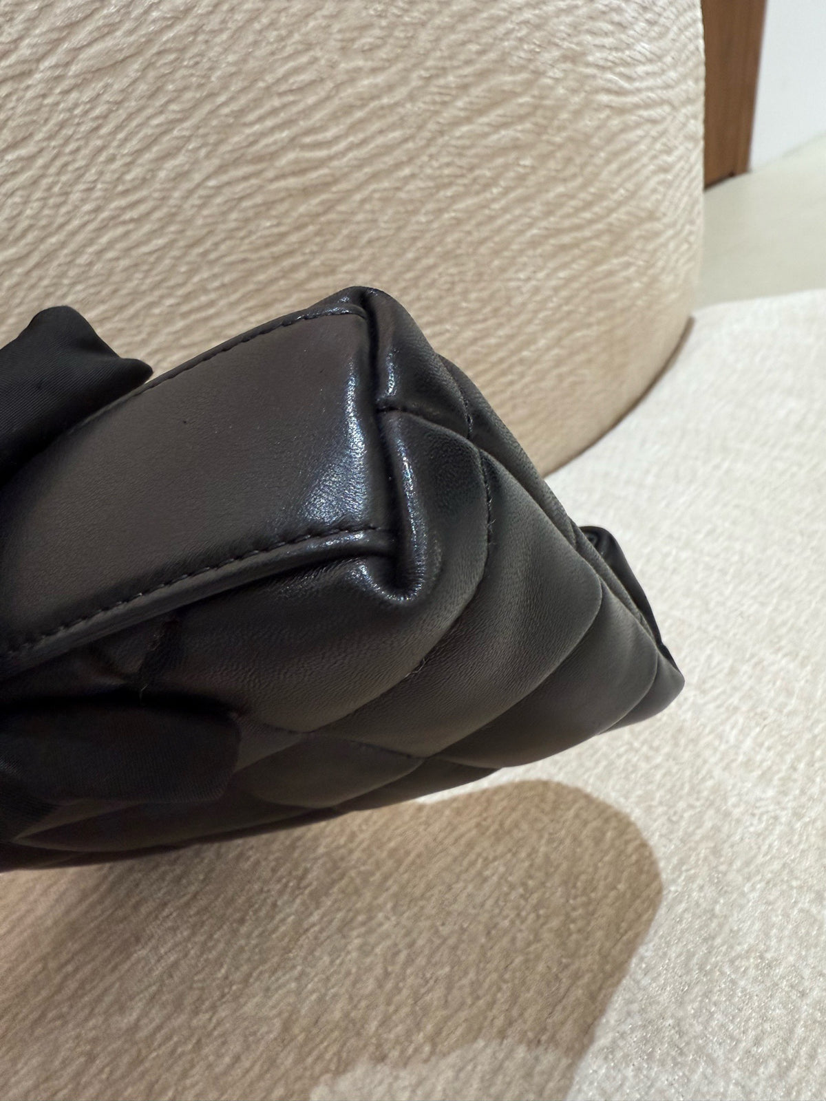 Saint Laurent - LouLou Puffer - Leather - Black - (mini)