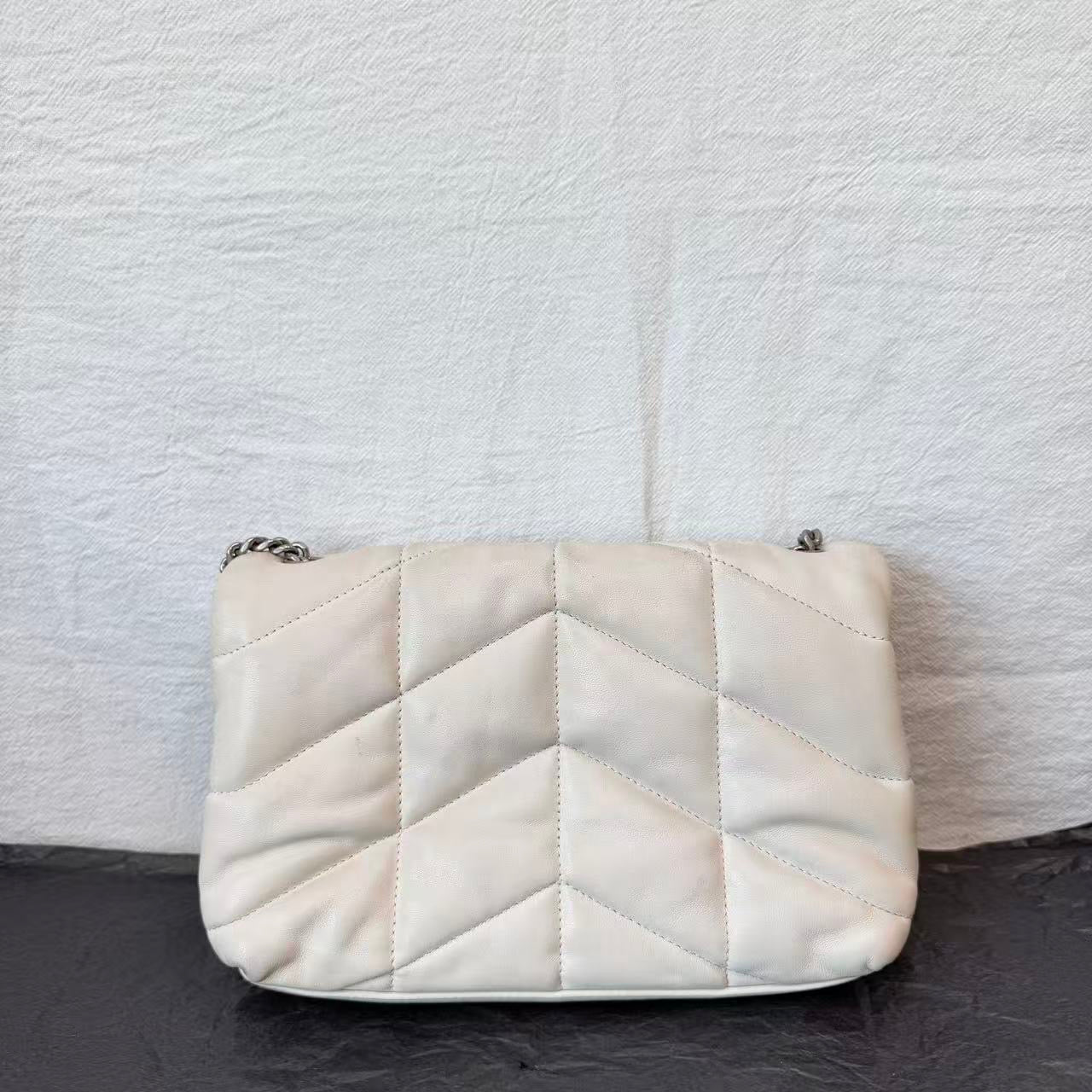 Saint Laurent - Loulou Puffer - Leather - White - (small)