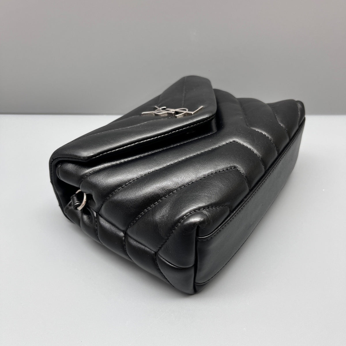 Saint Laurent - Loulou Puffer Mini Bag - Leather - Black - (mini)