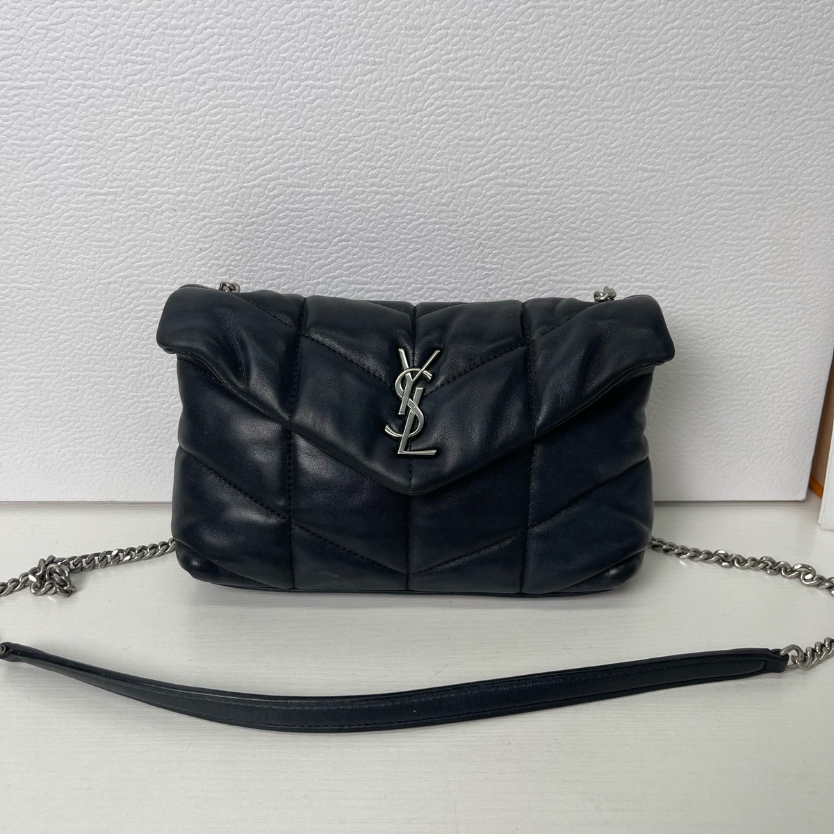 Saint Laurent - Loulou Puffer Small - Leather - Black - (Small)