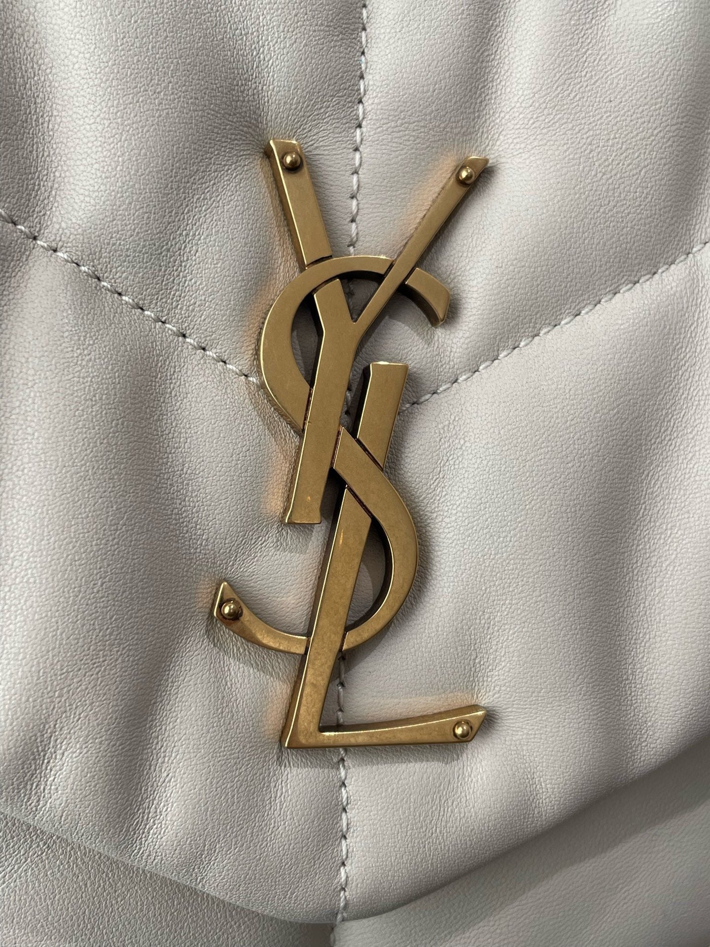 Saint Laurent - Loulou Puffer Small - Leather - White - (Small)