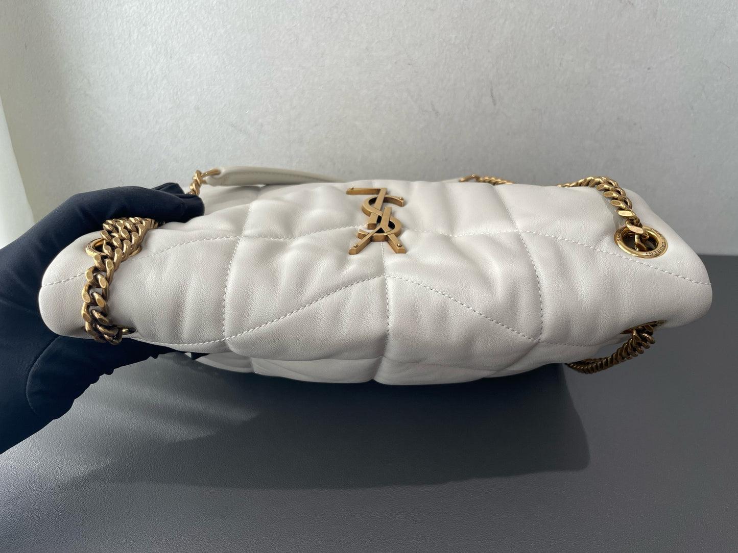Saint Laurent - Loulou Puffer Small - Leather - White - (Small)