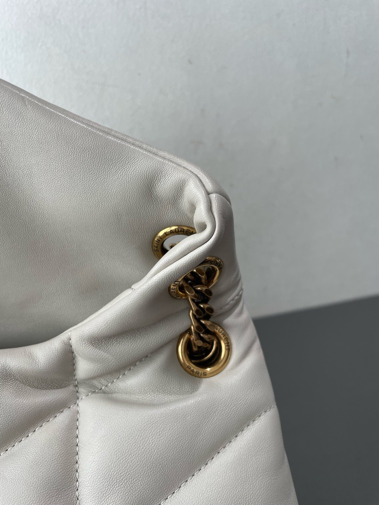 Saint Laurent - Loulou Puffer Small - Leather - White - (Small)