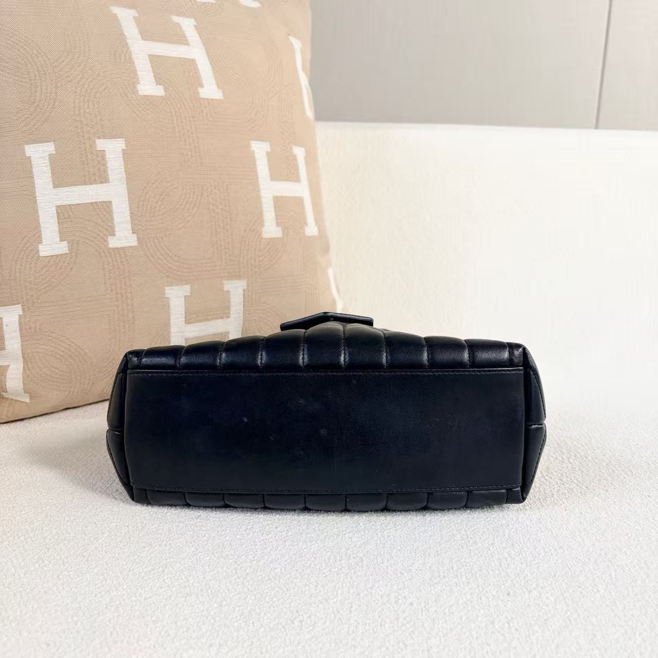Saint Laurent - Loulou Tote - Cowhide leather - Black - (Small)