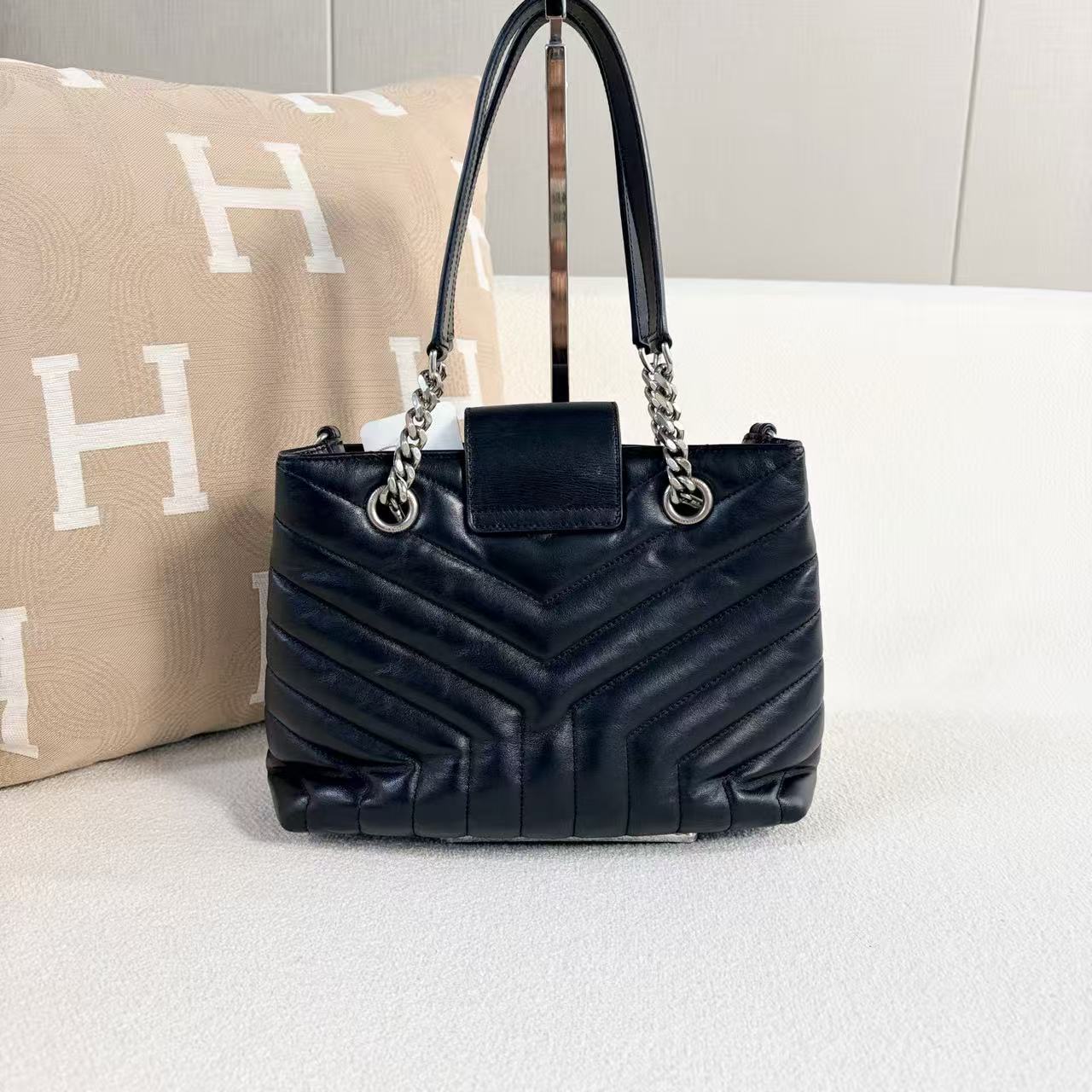 Saint Laurent - Loulou Tote - Cowhide leather - Black - (Small)