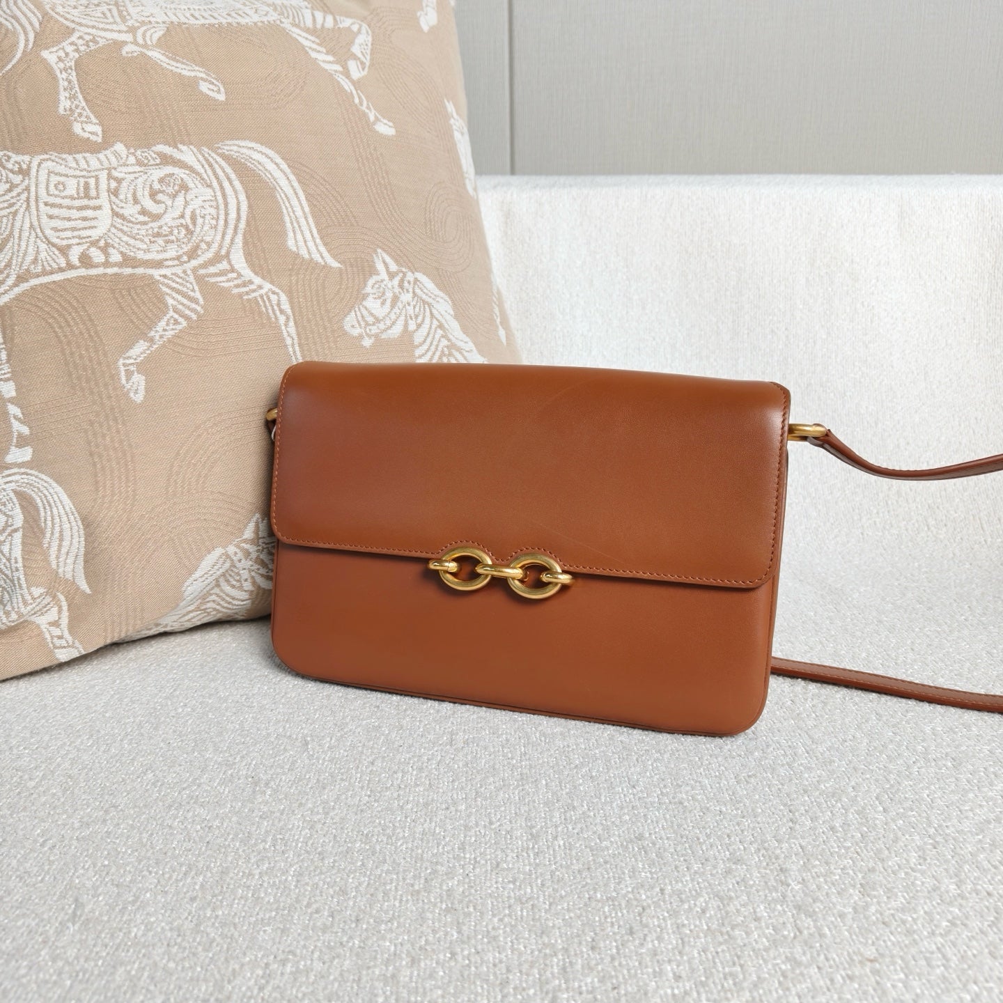 Saint Laurent - Maillon Crossbody Bag - Leather - Brown - (small)