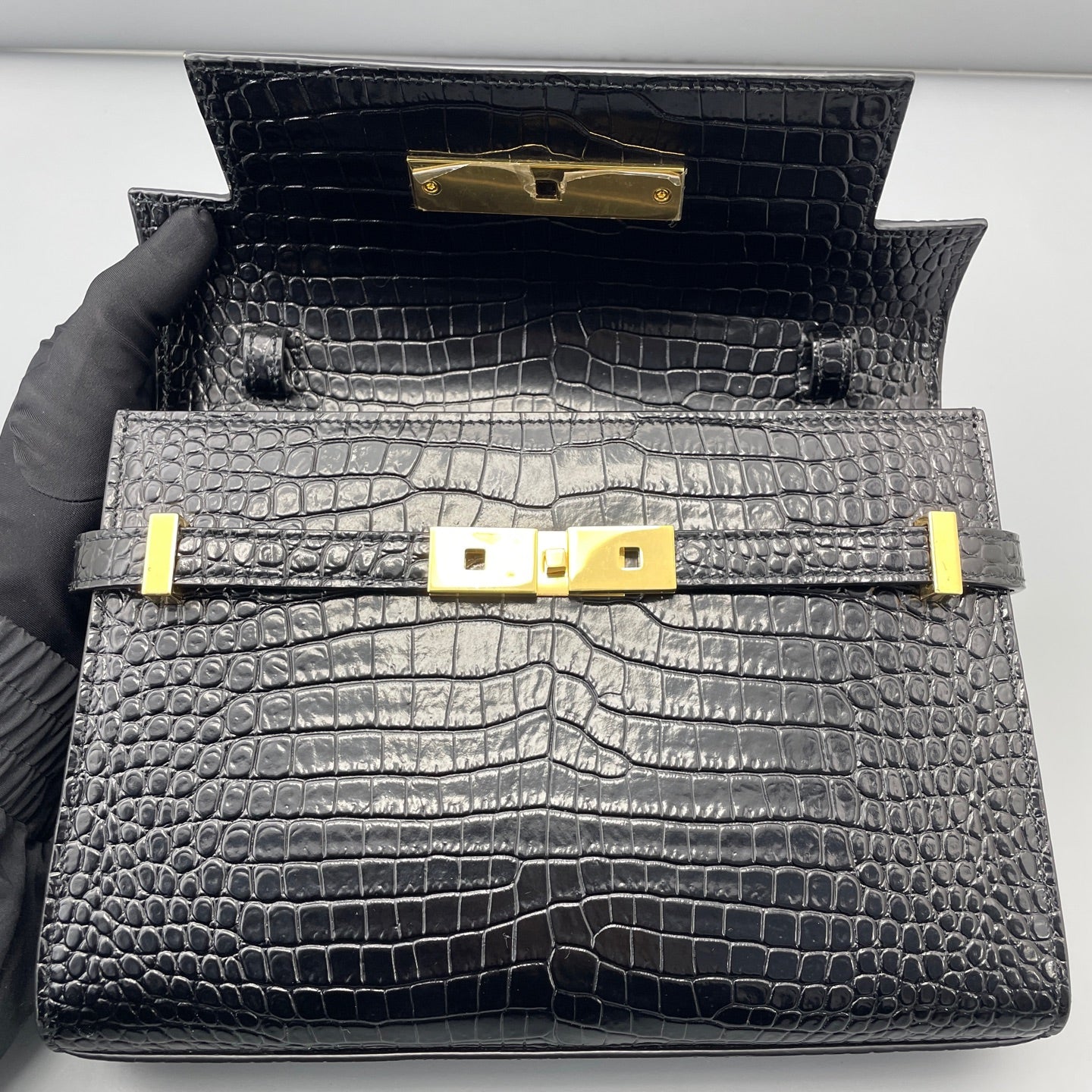 Saint Laurent - Manhattan - Leather - Black