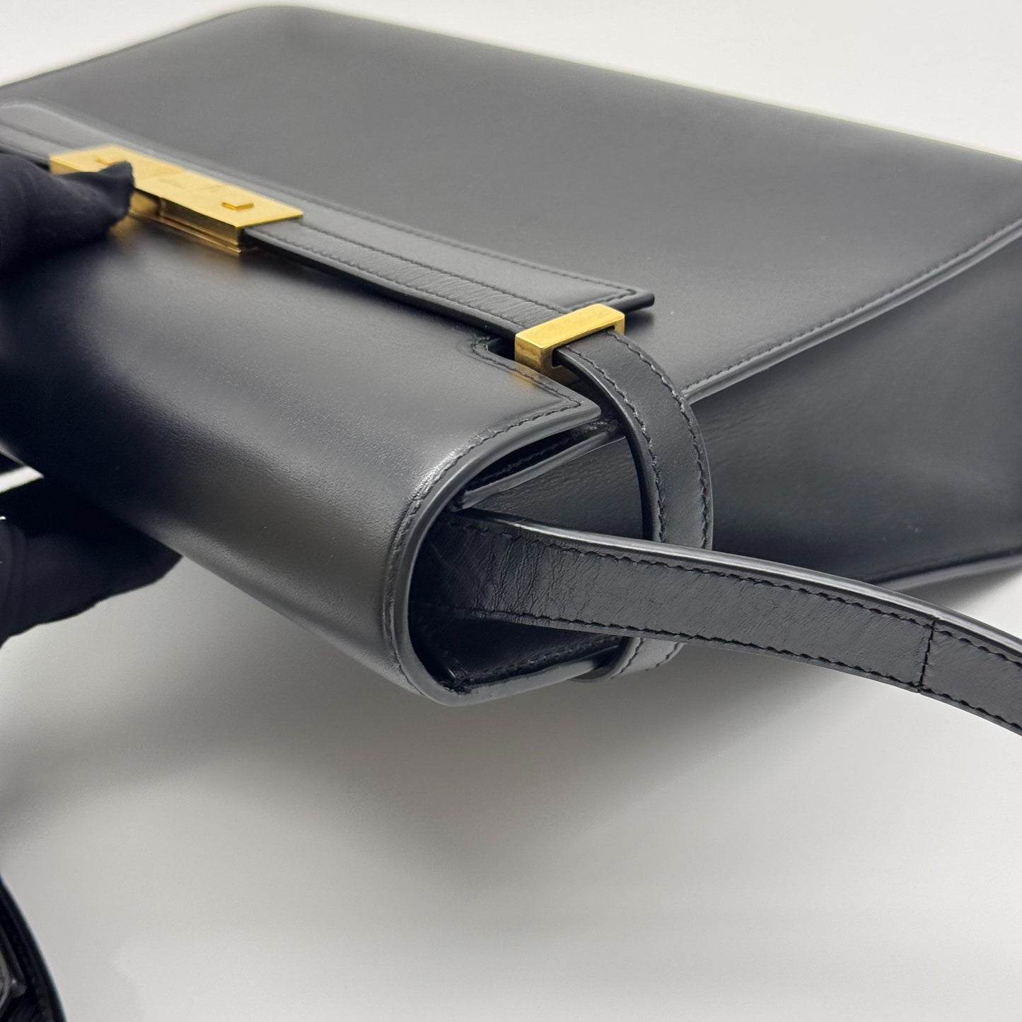 Saint Laurent - Manhattan - Leather - Black