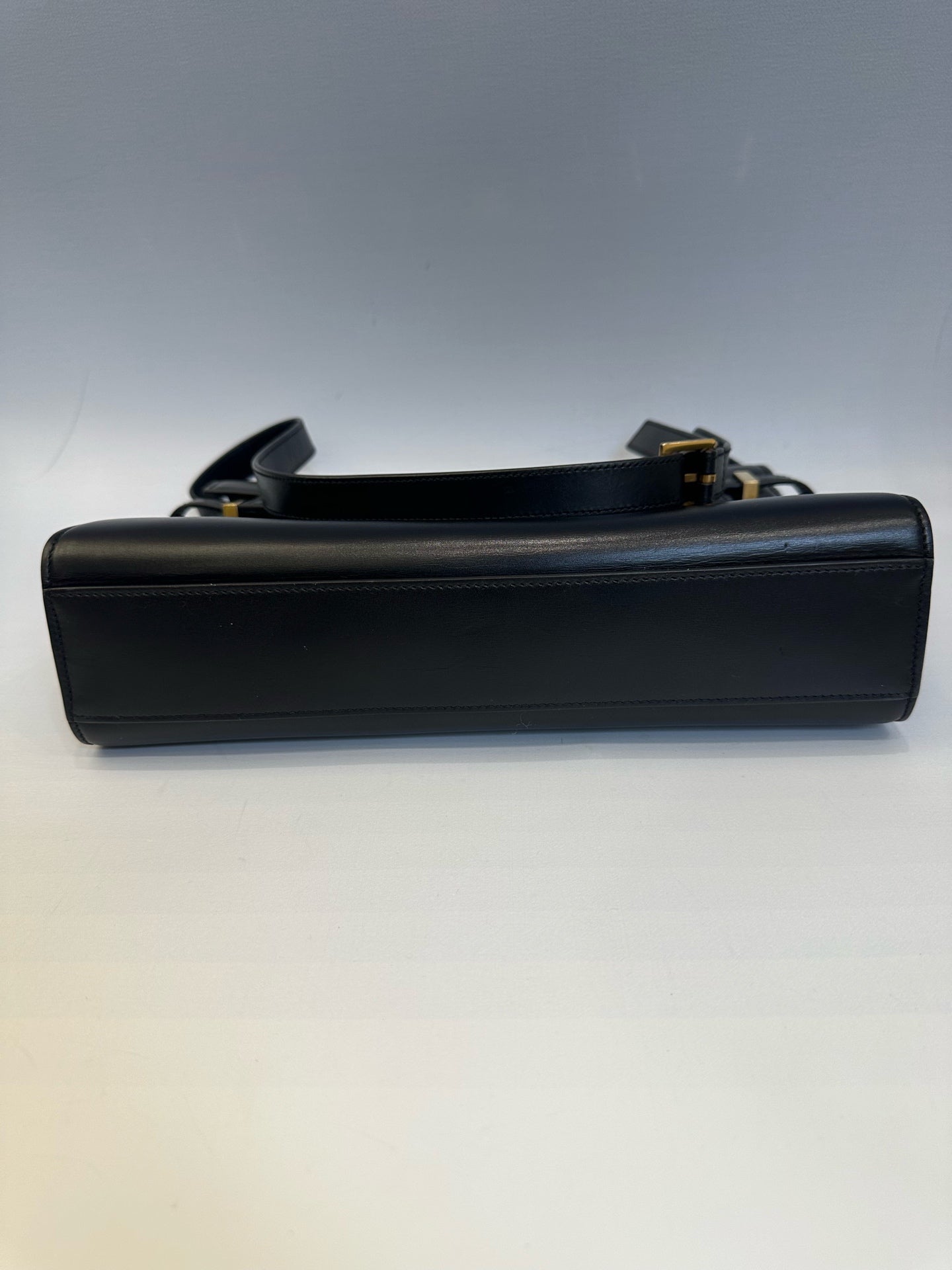 Saint Laurent - Manhattan Box - Leather - Black - (Medium)