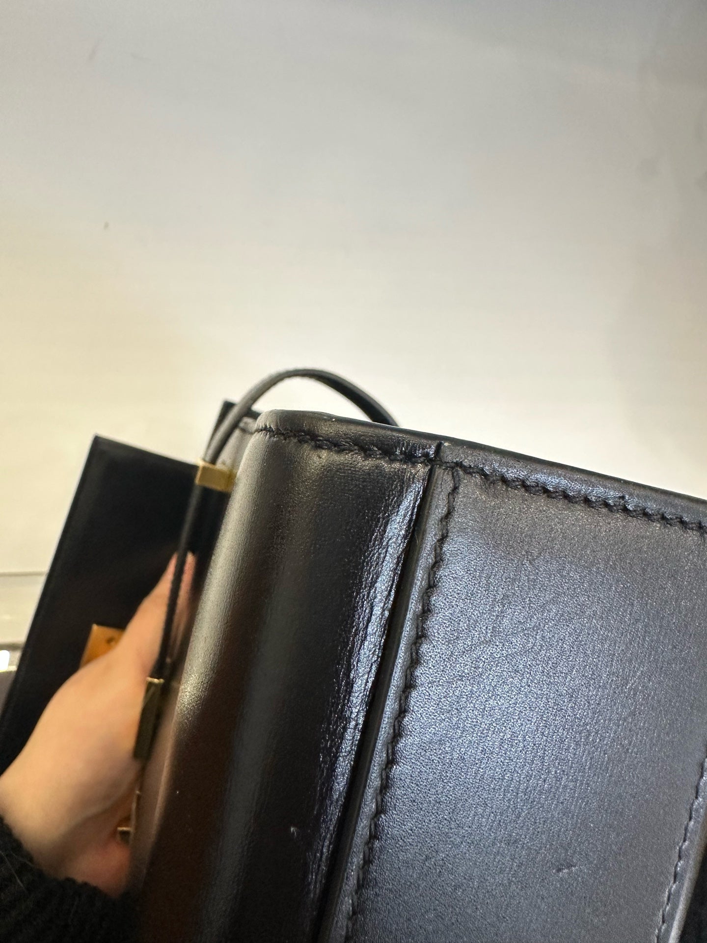 Saint Laurent - Manhattan Box - Leather - Black - (Medium)