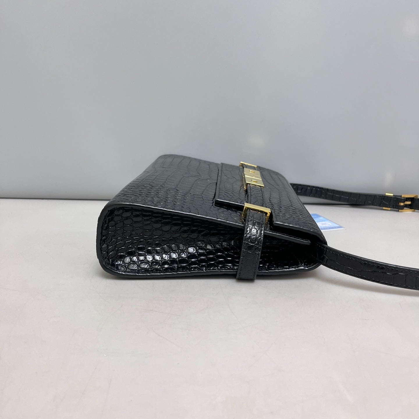 Saint Laurent - Manhattan - Crocodile - Black - (small)