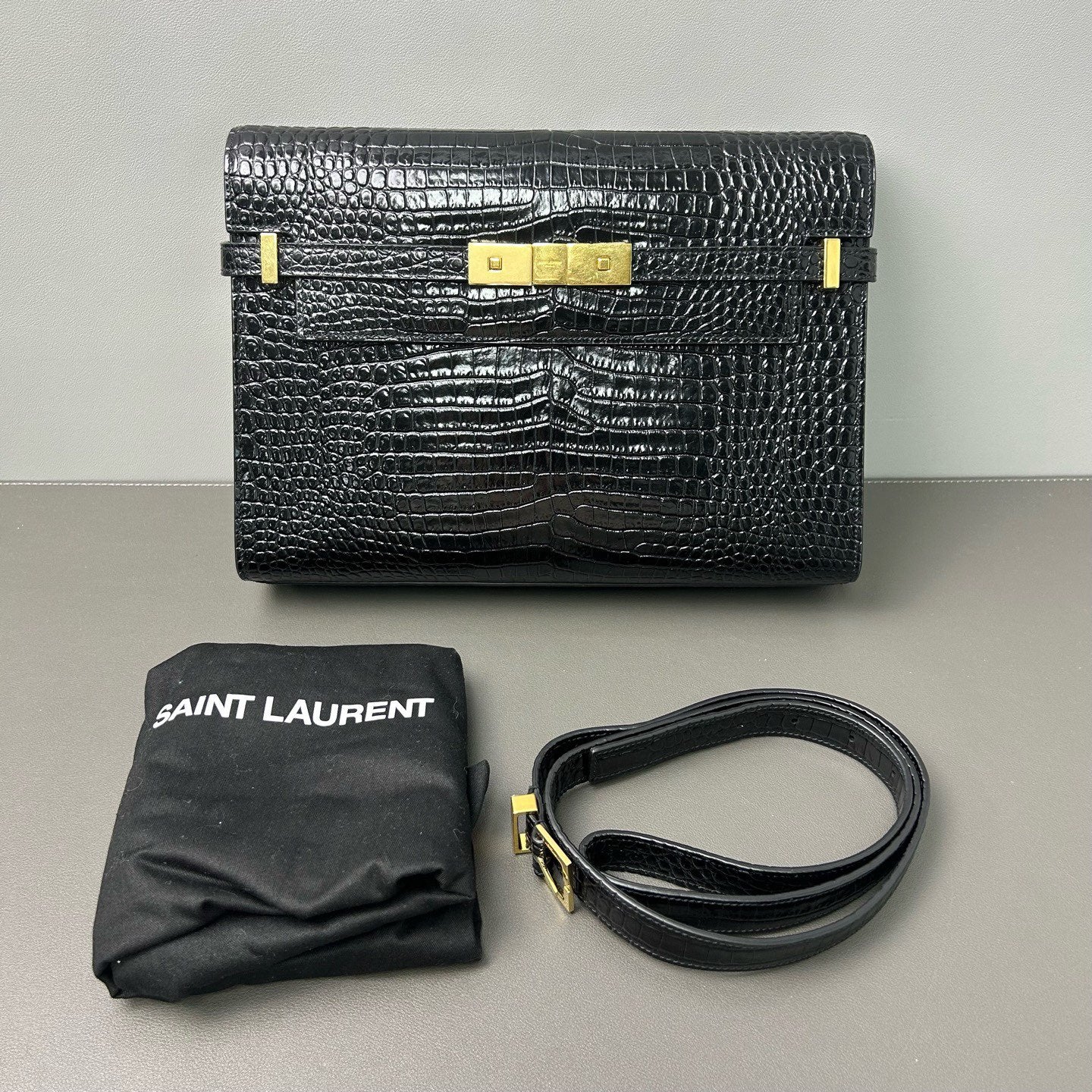 Saint Laurent - Manhattan - Crocodile-embossed leather - Black - (medium)