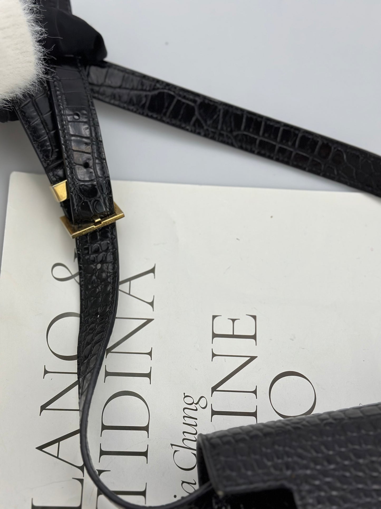 Saint Laurent - Manhattan - Crocodile-embossed leather - Black - (medium)