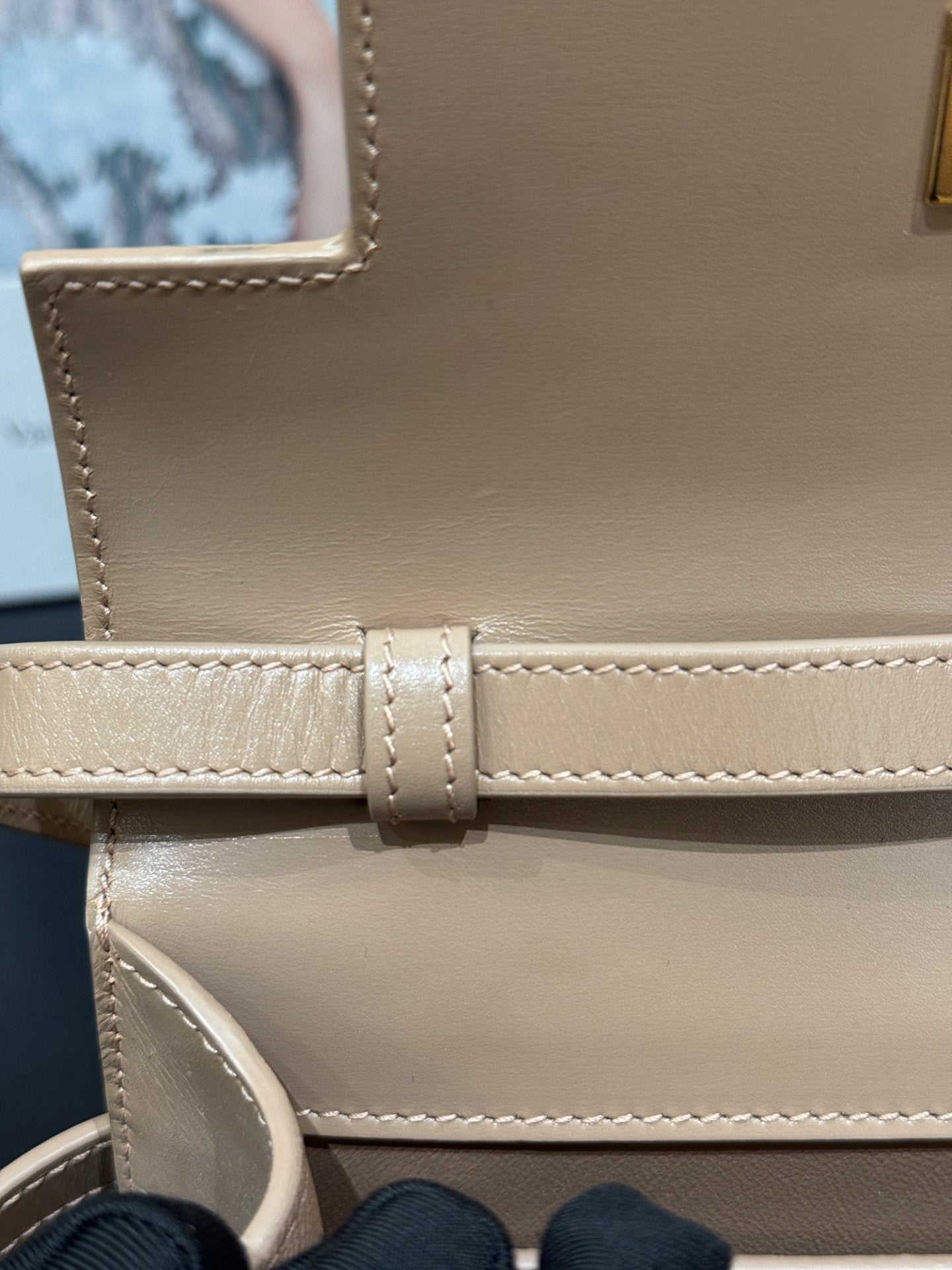 Saint Laurent - Manhattan - Leather - Beige - (mini)