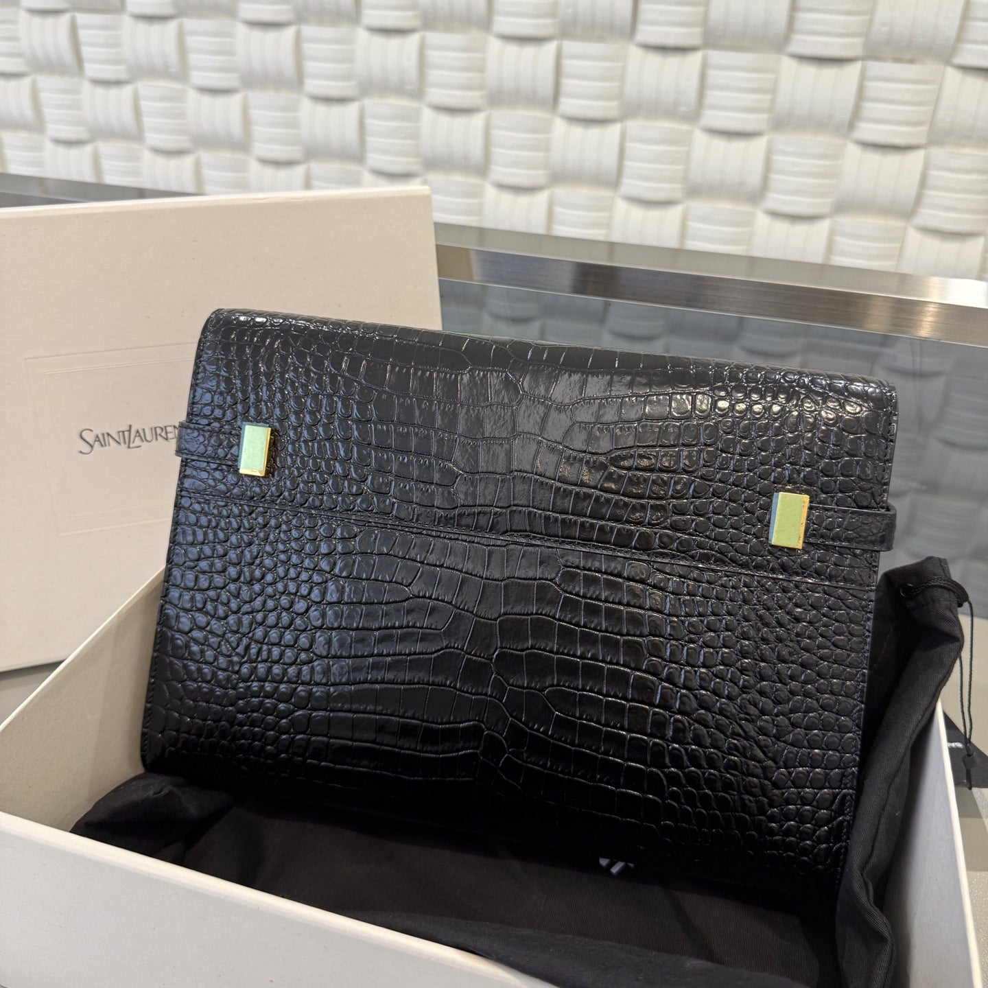 Saint Laurent - Manhattan - Leather - Black - (medium)