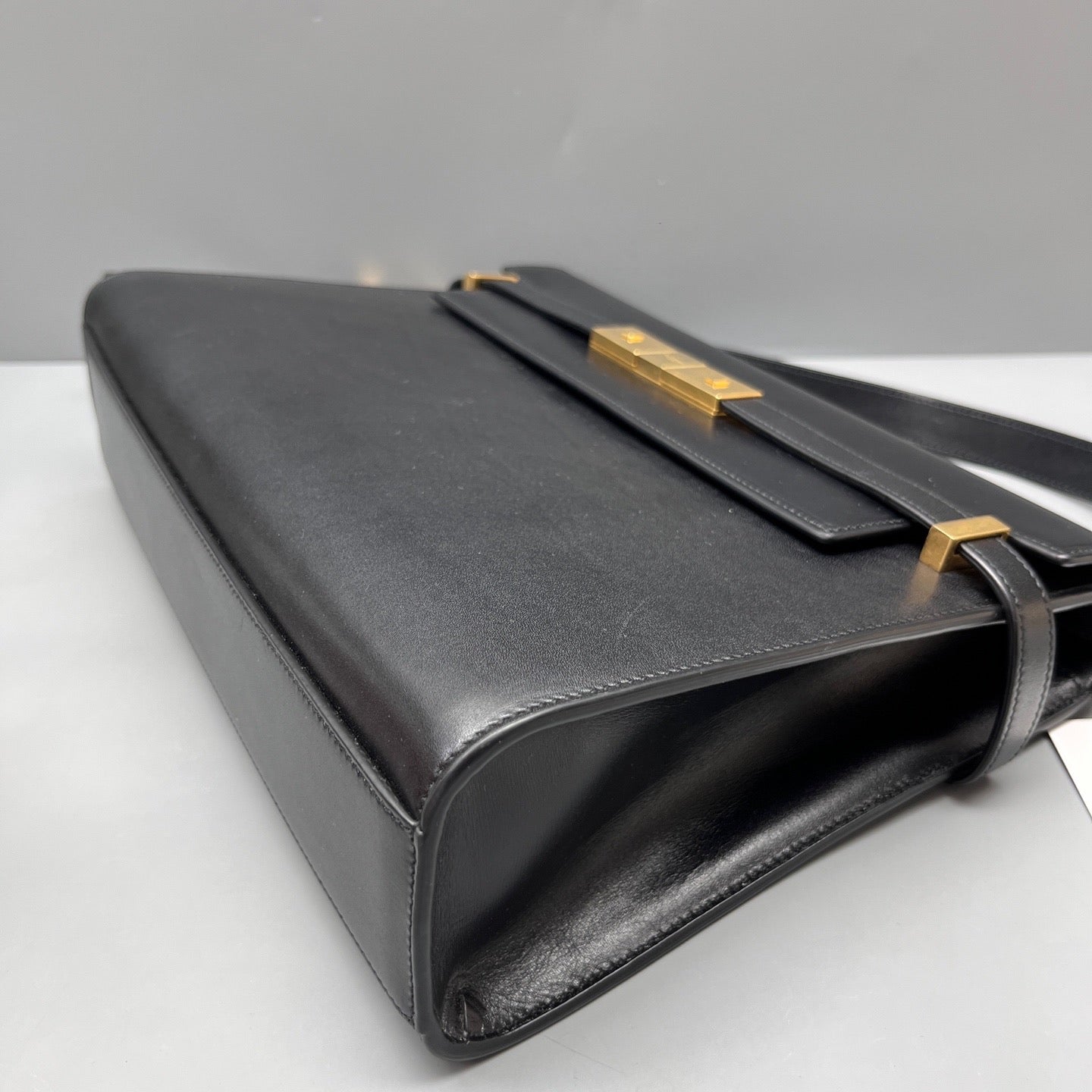 Saint Laurent - Manhattan - Leather - Black - (medium)