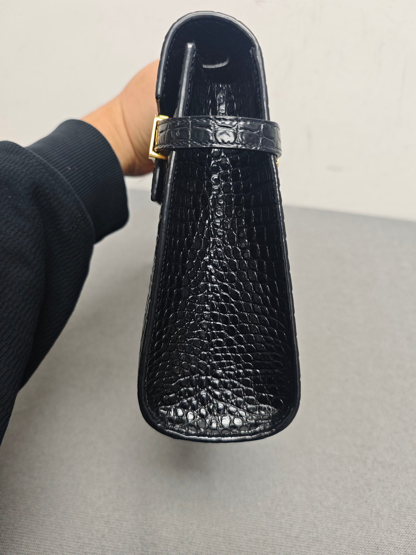 Saint Laurent - Manhattan - Leather - Black - (medium)