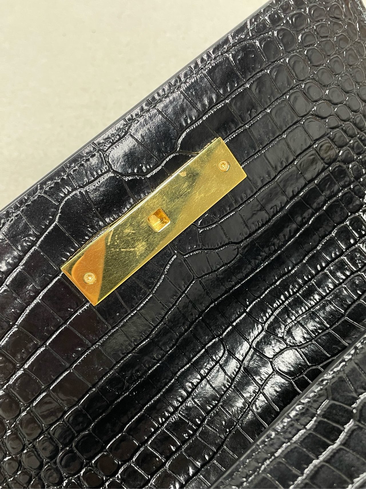 Saint Laurent - Manhattan - Leather - Black - (Medium)