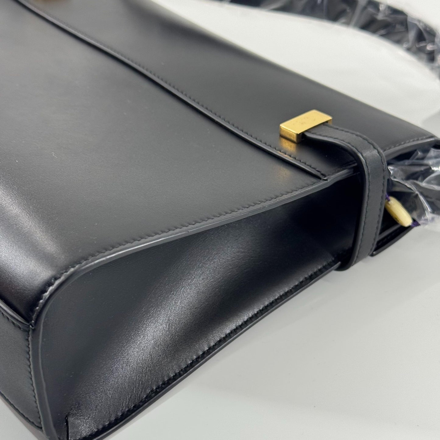 Saint Laurent - Manhattan - Leather - Black - (medium)