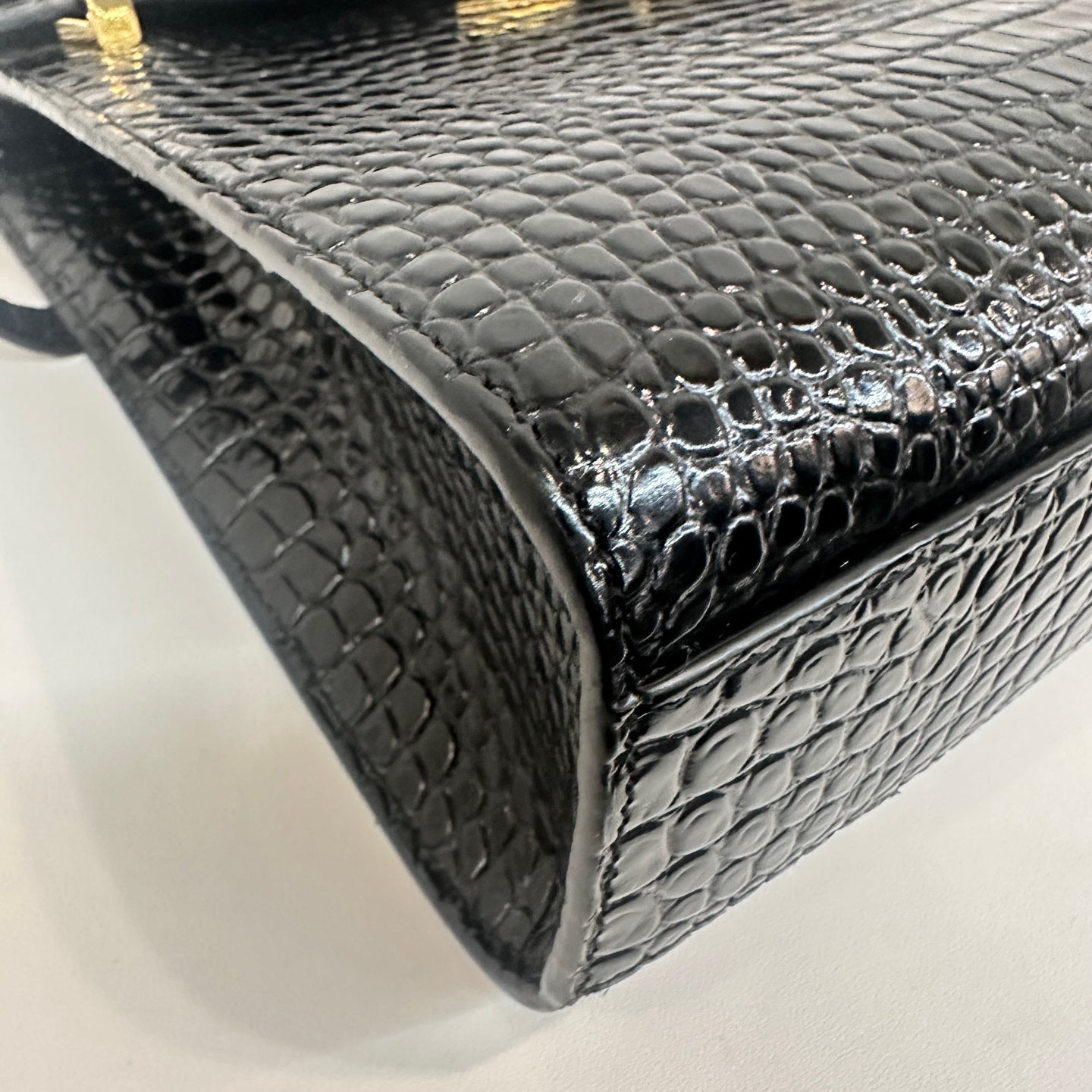 Saint Laurent - Manhattan - Leather - Black - (medium)