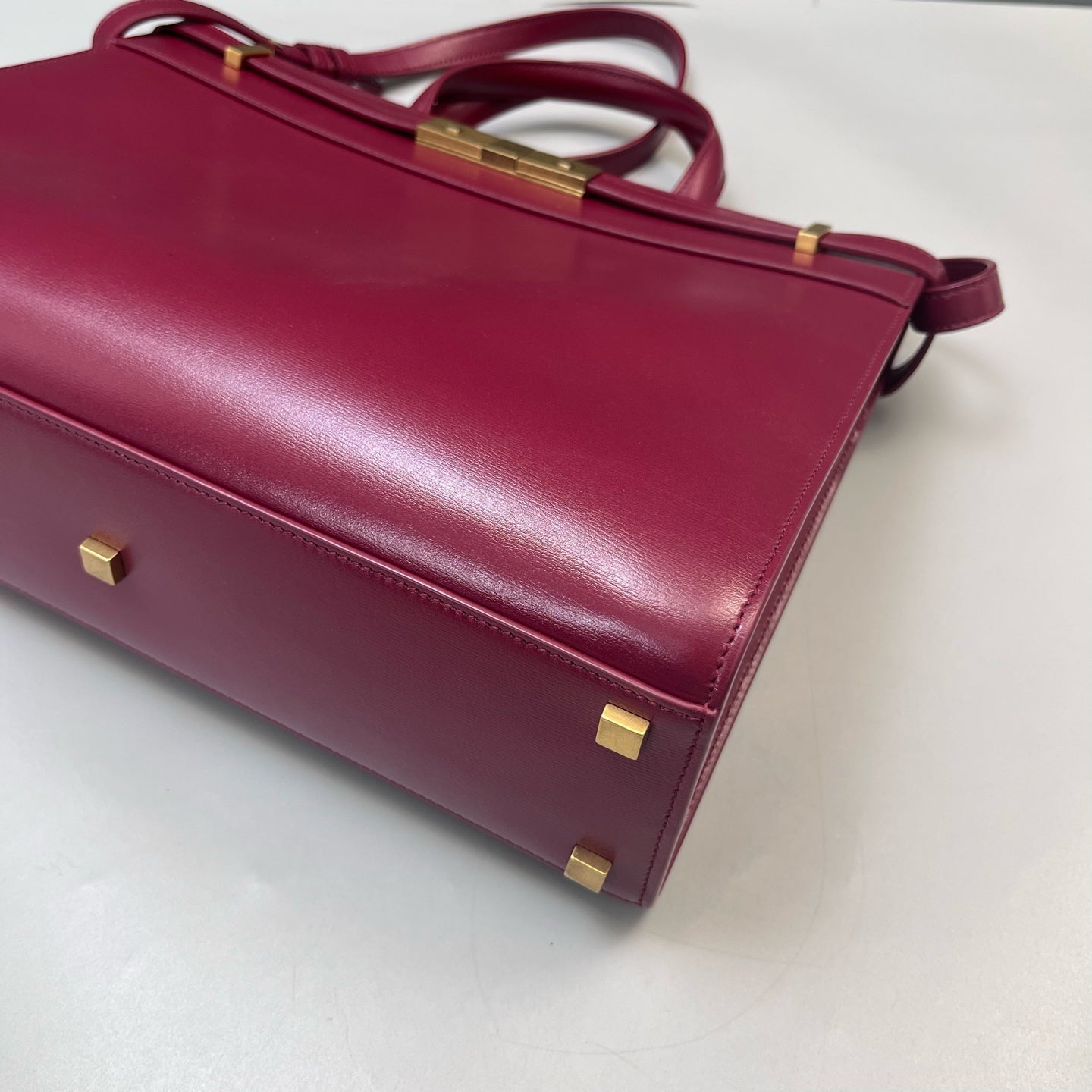 Saint Laurent - Manhattan - Leather - Burgundy - (Medium)