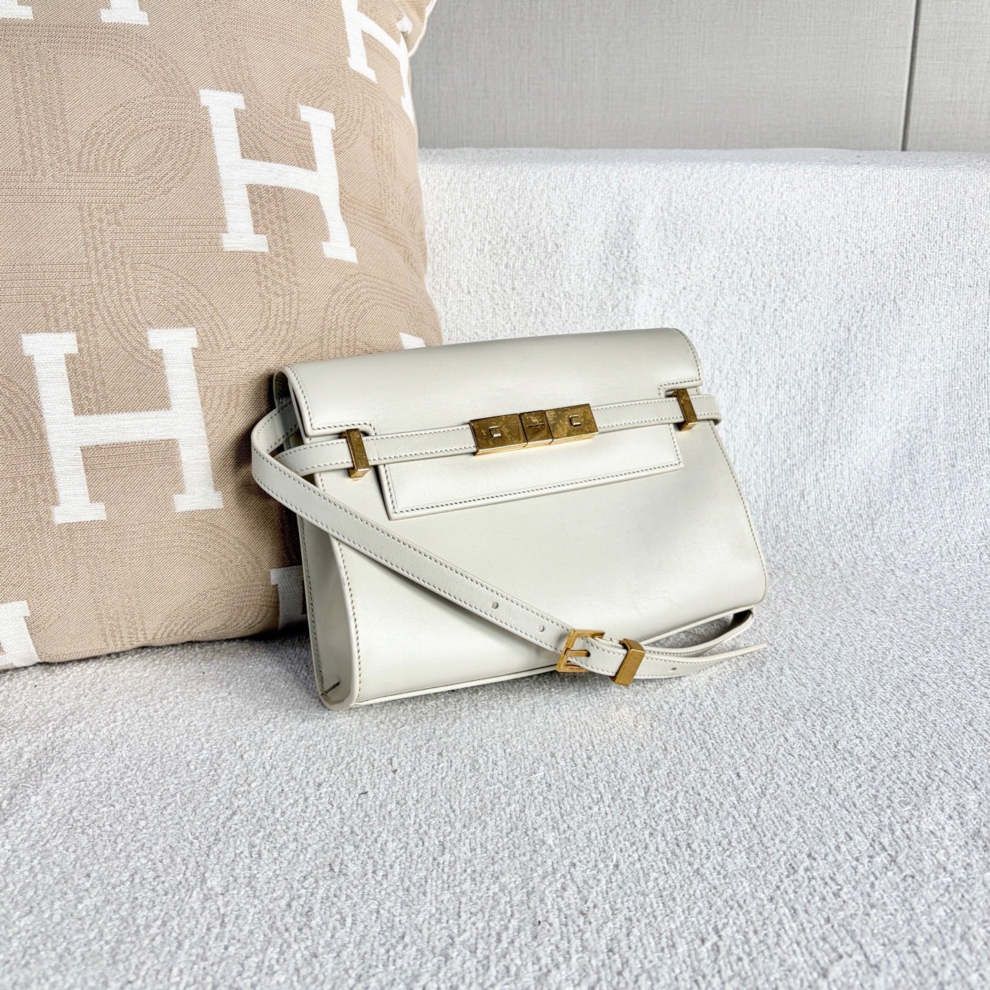 Saint Laurent - Manhattan Small - Calfskin leather - White - (Small)