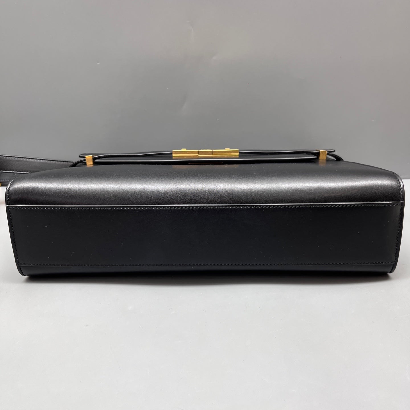 Saint Laurent - Manhattan - Smooth leather - Black - (medium)