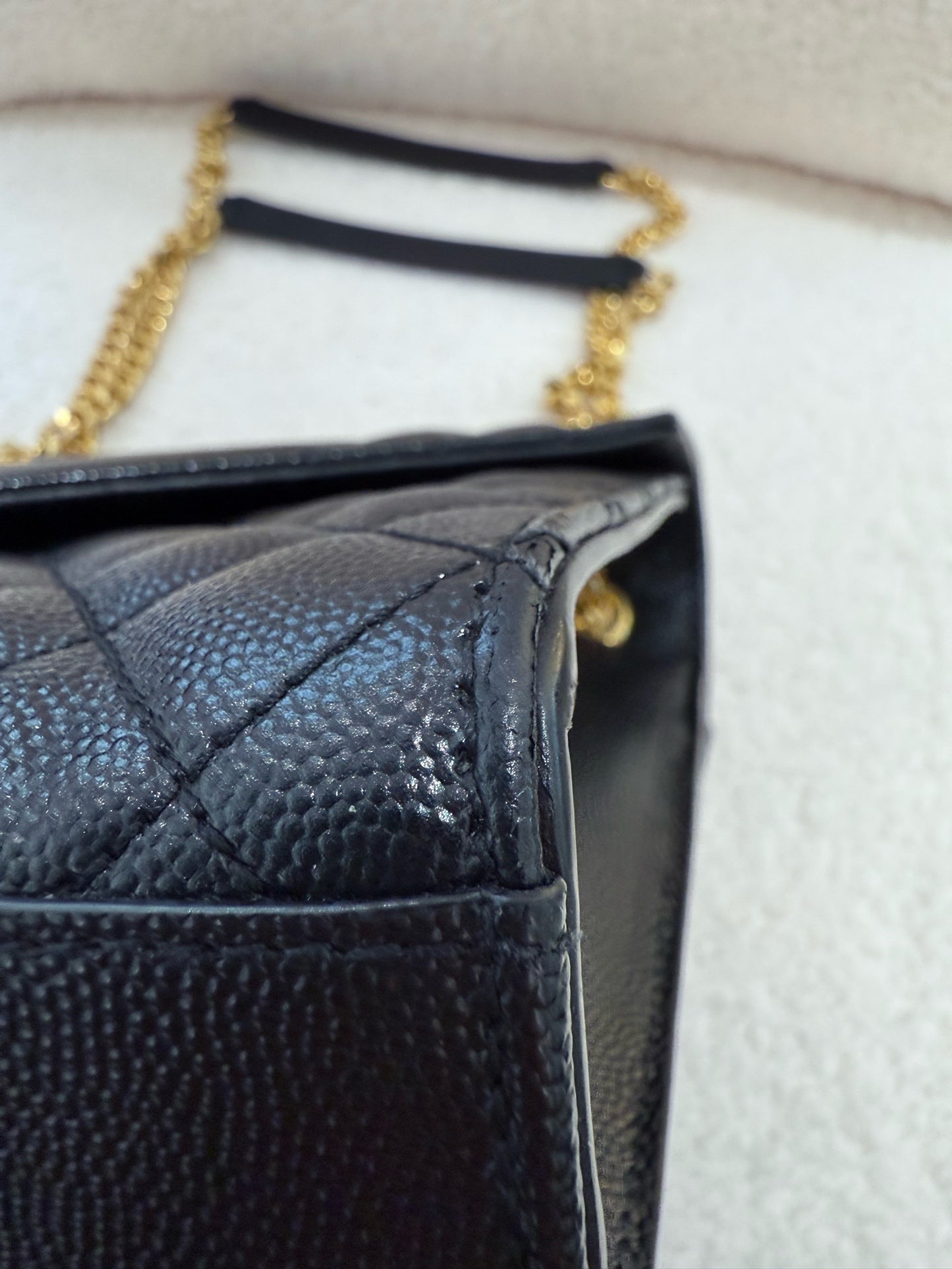 Saint Laurent - Medium Envelope Bag - Grained calfskin leather - Black - (Medium)