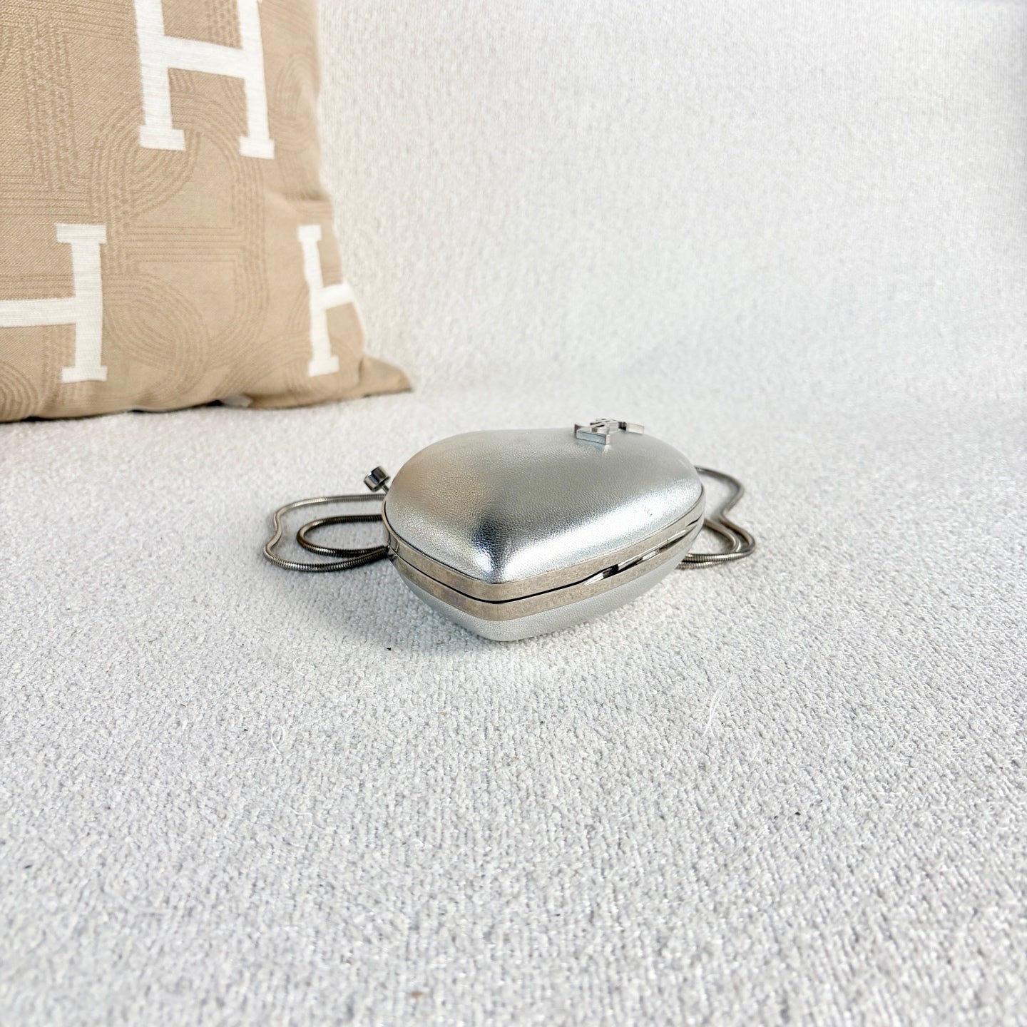 Saint Laurent - Mini Heart Chain Bag - Metallic leather - Silver - (mini)