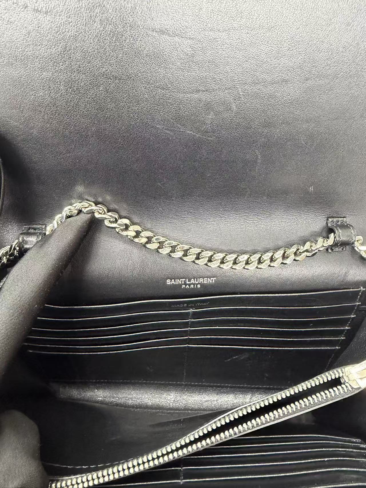 Saint Laurent - Monogram Chain Wallet - Calfskin leather with crocodile embossing - Black with Silver-Tone Hardware - (Small)