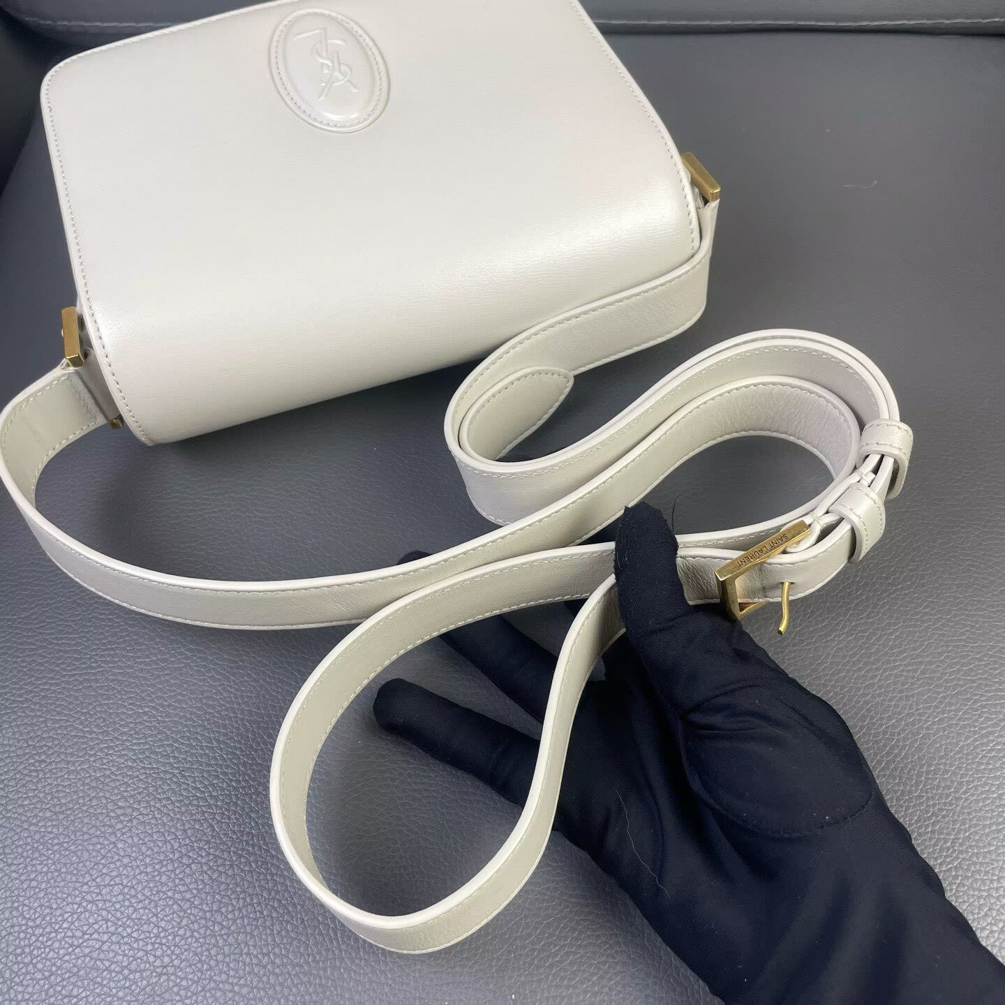 Saint Laurent - Monogram Embossed Messenger Bag - Calfskin leather - White - (small)