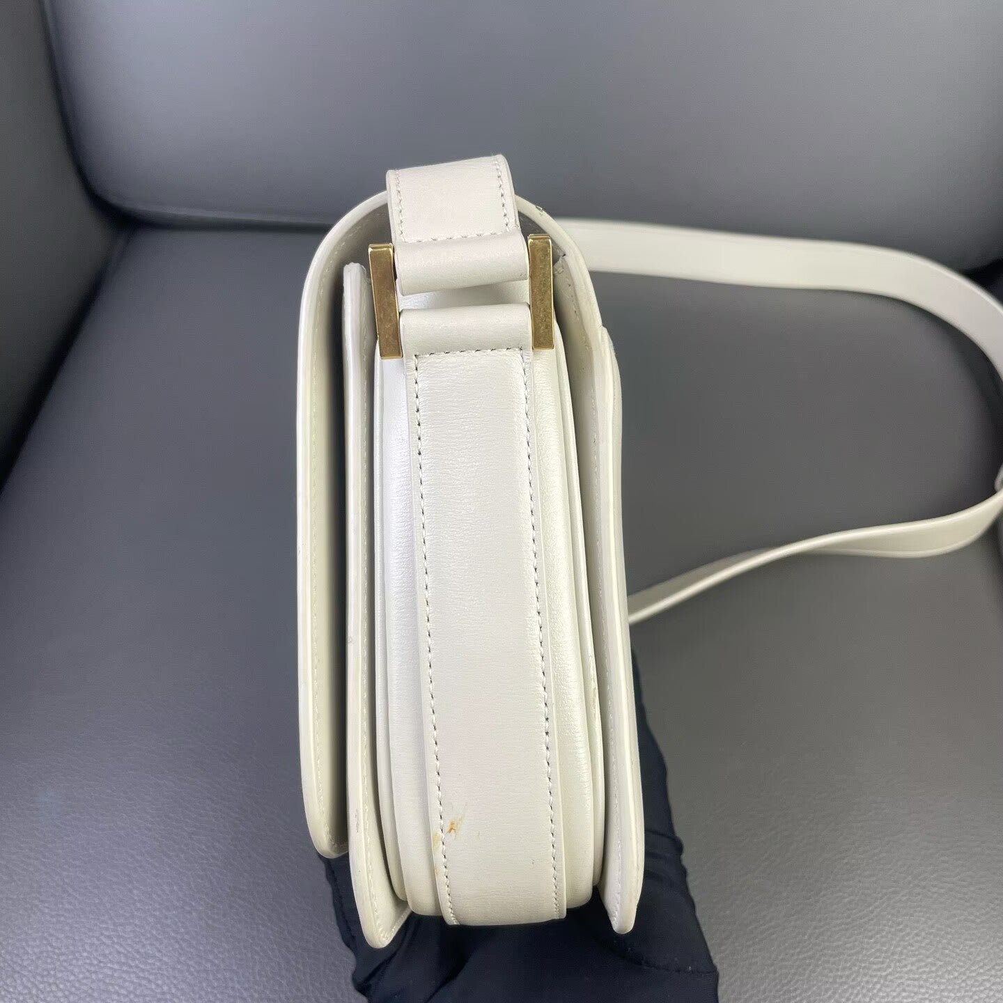 Saint Laurent - Monogram Embossed Messenger Bag - Calfskin leather - White - (small)
