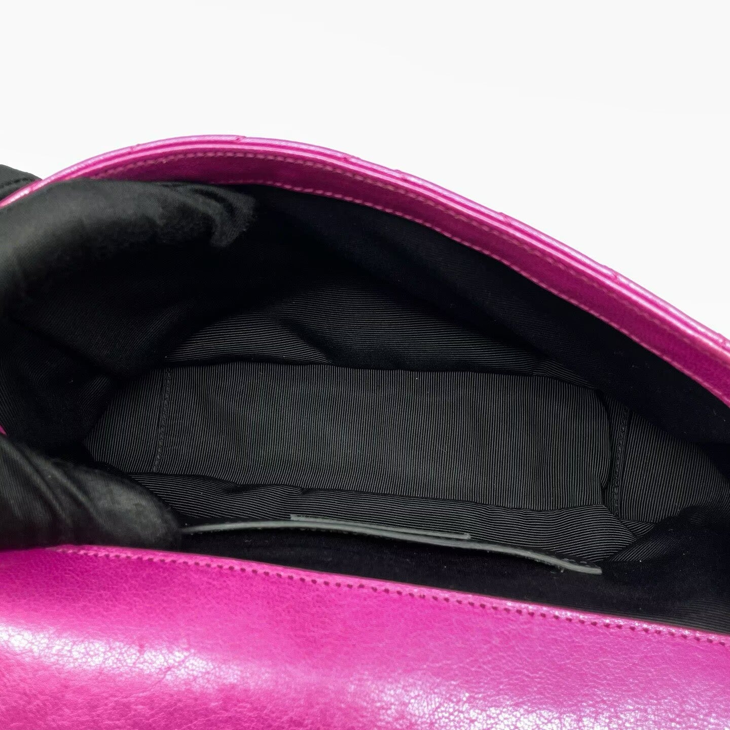 Saint Laurent - Monogram Envelope Bag - Calfskin leather - Fuchsia - (Medium)