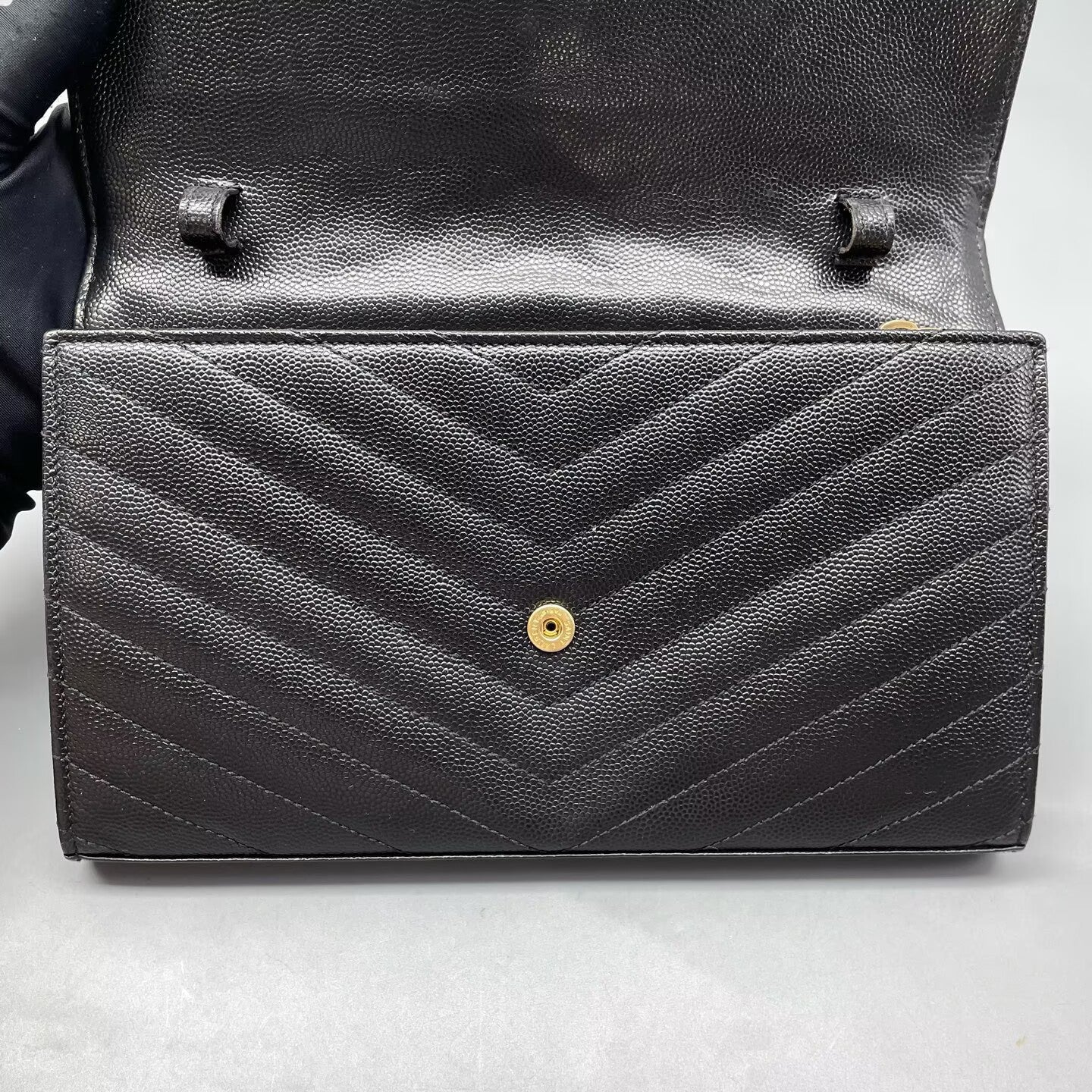 Saint Laurent - Monogram Envelope Chain Bag - Caviar leather - Black with Gold-Tone Hardware - (medium)