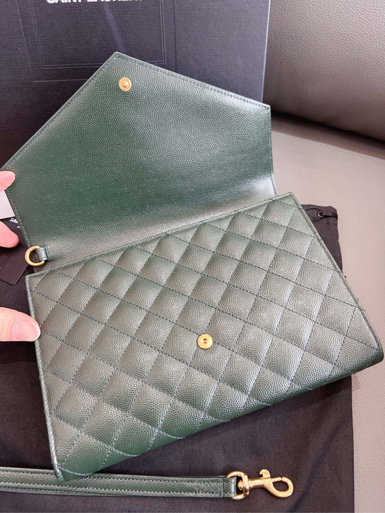 Saint Laurent - Monogram Envelope Clutch - Grained leather - Dark green - (small)
