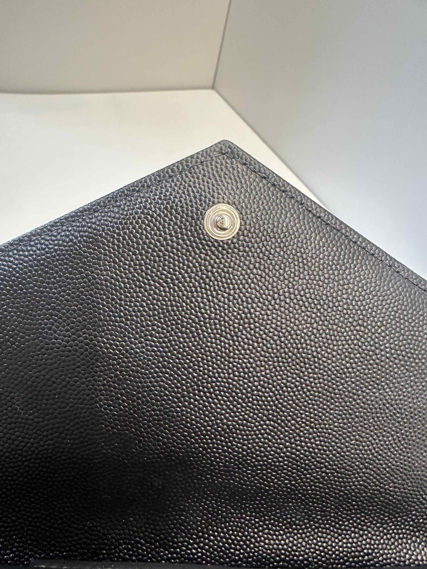 Saint Laurent - Monogram Envelope Wallet on Chain (WOC) - Grained calfskin leather - Black with Silver-Tone Hardware - (medium)