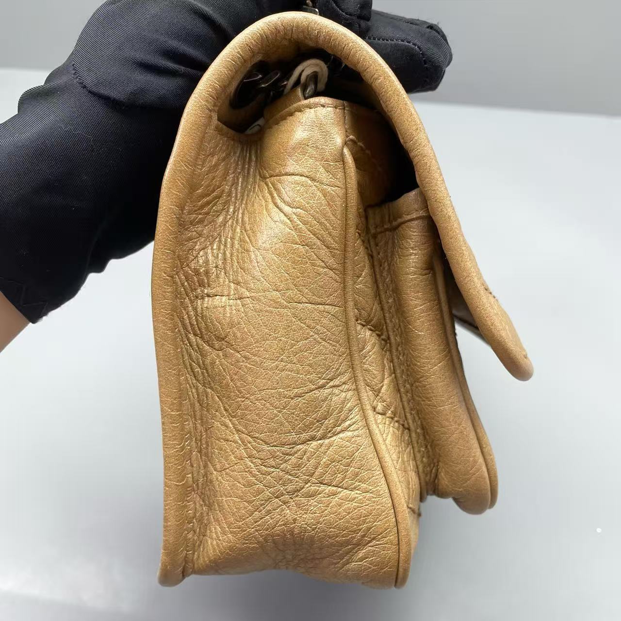 Saint Laurent - Niki Baby - Crinkled calfskin leather - Milk Tea Beige with Silver-Tone Hardware - (Small)